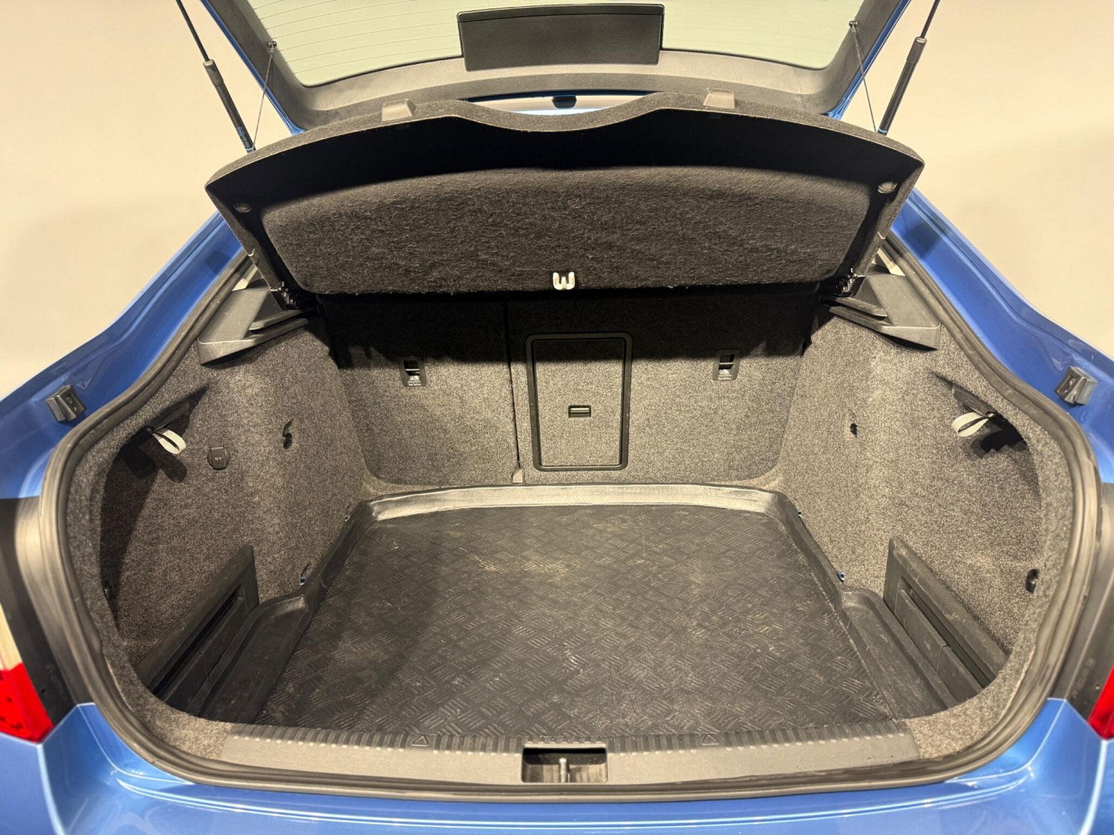 Skoda Octavia 2.0 TDI Elegance DSG Euro 5 (s/s) 5dr 5dr Automatic 2014