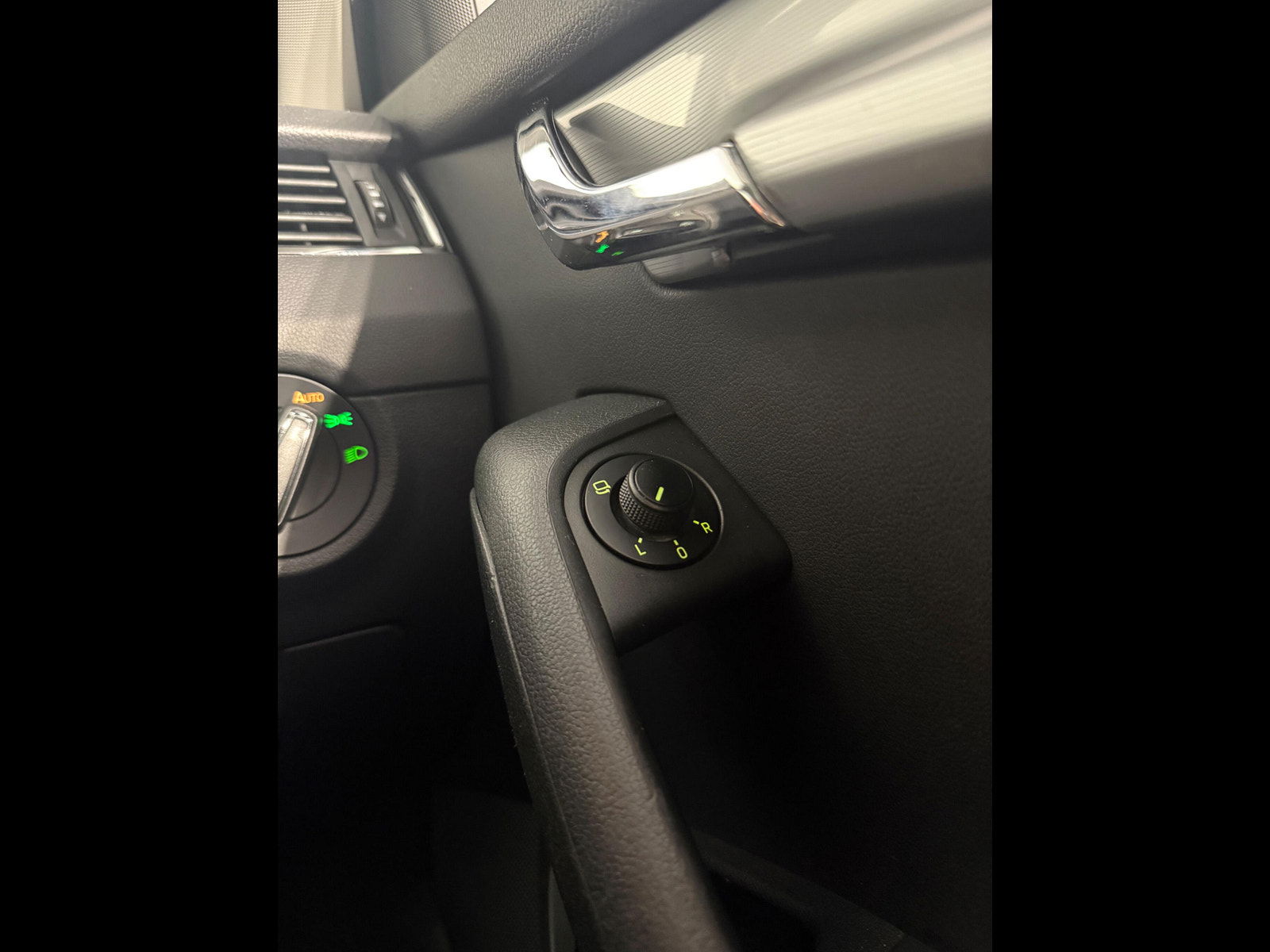 Skoda Octavia 2.0 TDI Elegance DSG Euro 5 (s/s) 5dr 5dr Automatic 2014