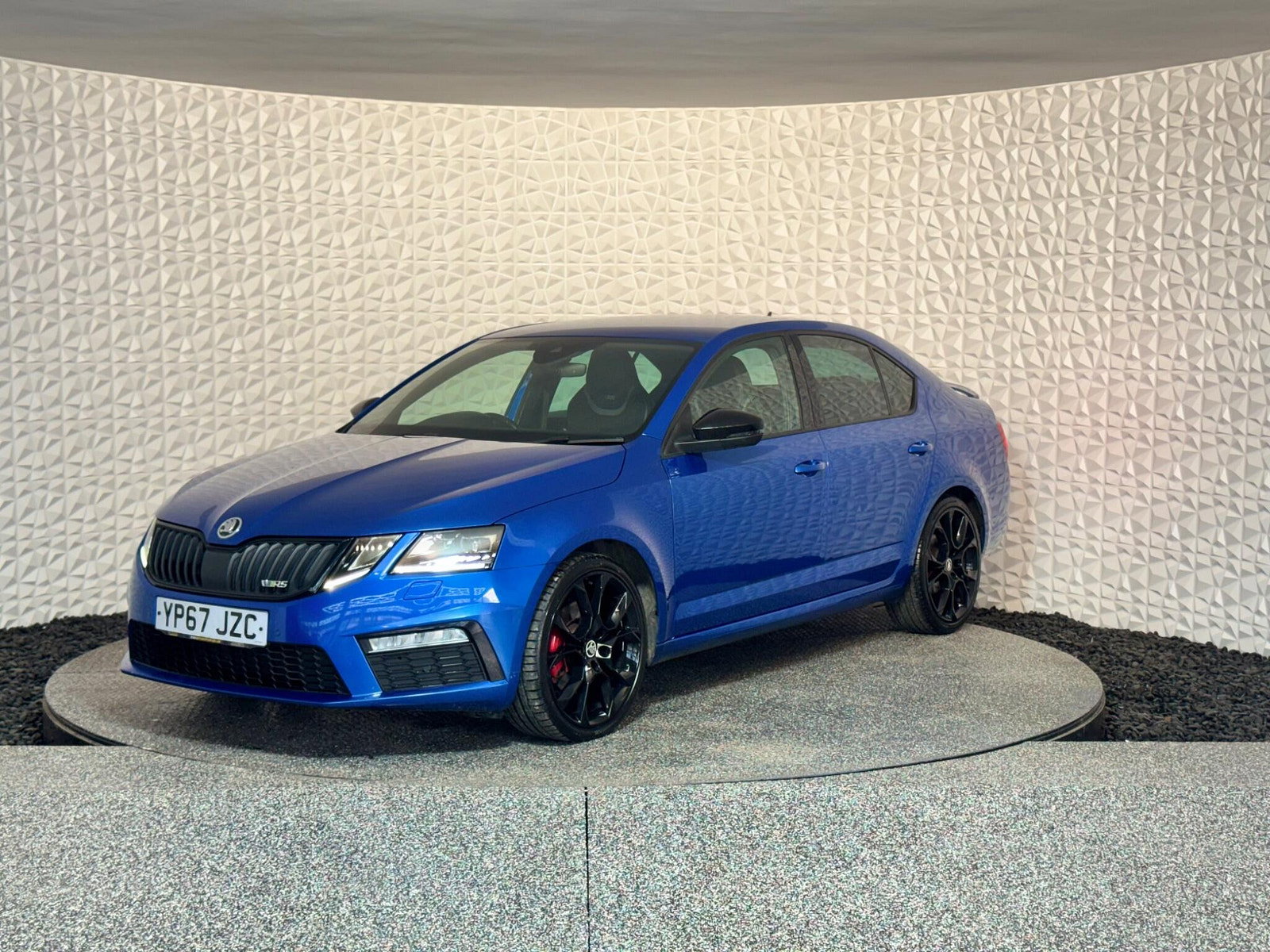 Skoda Octavia 2.0 TDI vRS DSG 4WD Euro 6 (s/s) 5dr 5dr Automatic 2017
