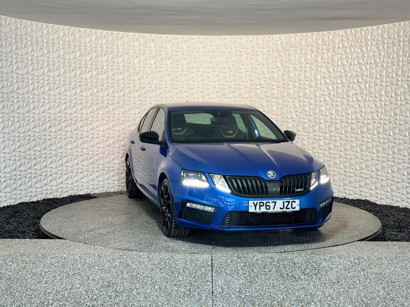 Skoda Octavia 2.0 TDI vRS DSG 4WD Euro 6 (s/s) 5dr 5dr Automatic 2017