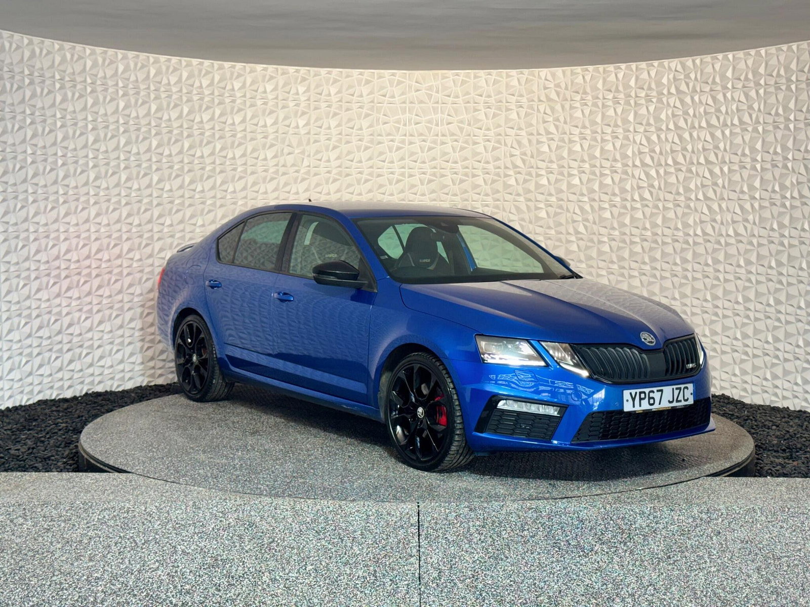 Skoda Octavia 2.0 TDI vRS DSG 4WD Euro 6 (s/s) 5dr 5dr Automatic 2017