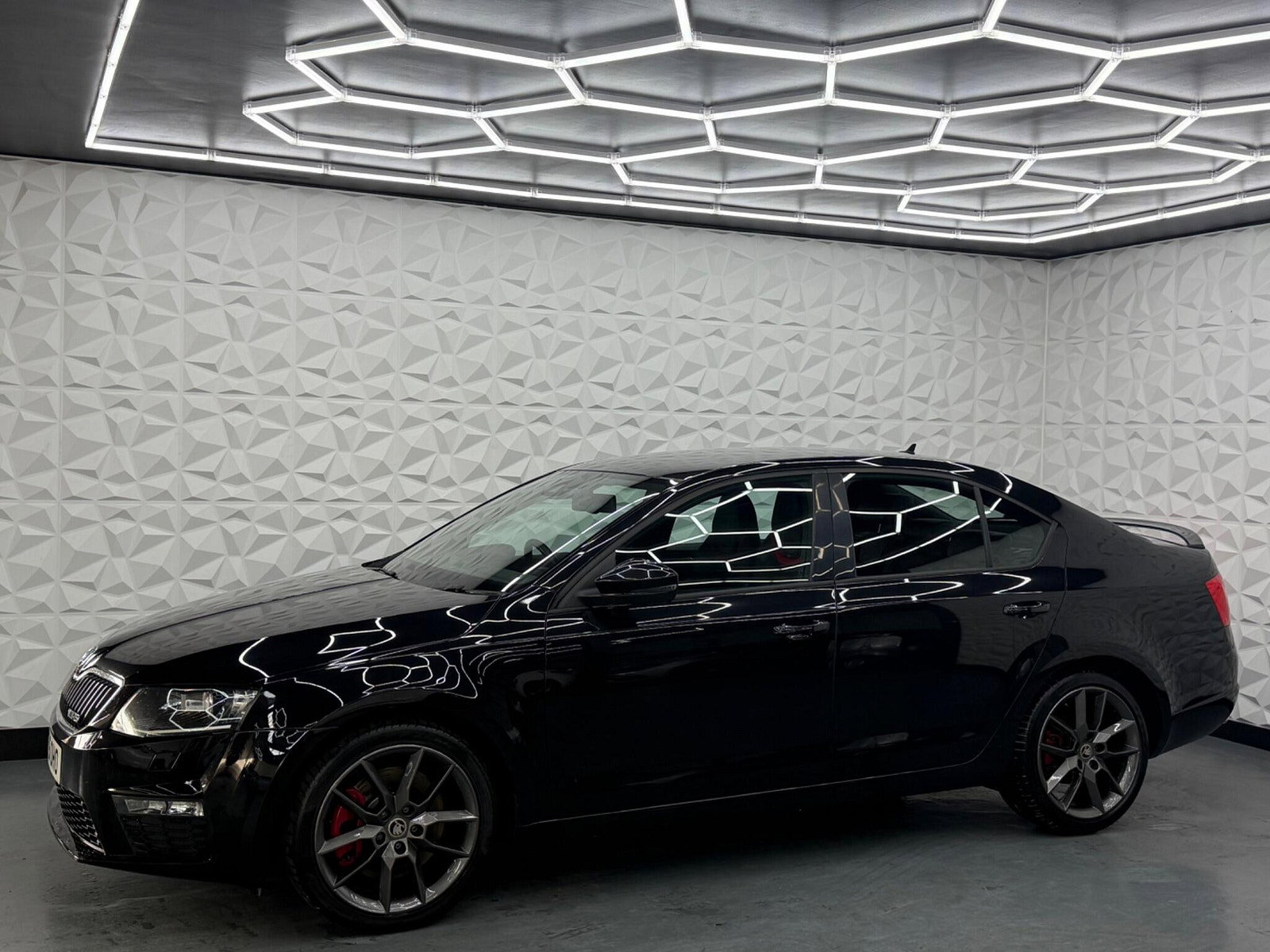 Skoda Octavia 2.0 TDI vRS Euro 6 (s/s) 5dr (SNav) 5dr Manual 2015