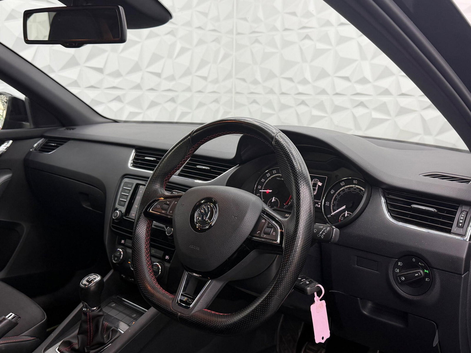 Skoda Octavia 2.0 TDI vRS Euro 6 (s/s) 5dr (SNav) 5dr Manual 2015