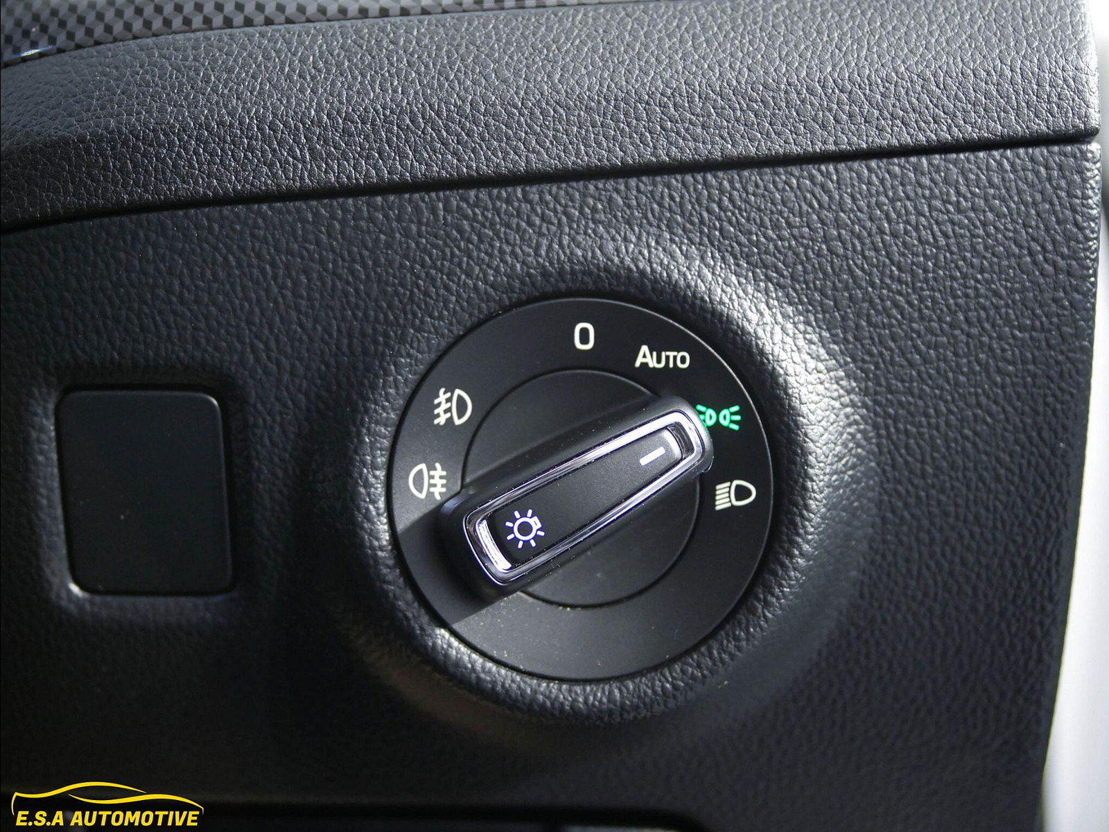 Skoda Superb 2.0 TDI SportLine Euro 6 (s/s) 5dr 5dr Manual 2016