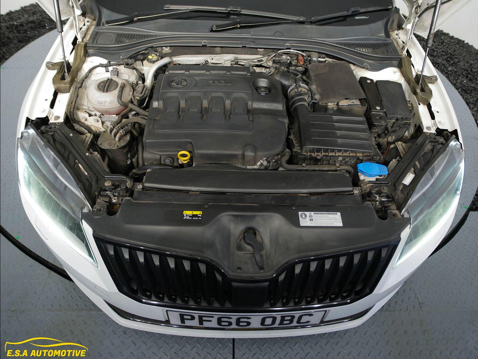 Skoda Superb 2.0 TDI SportLine Euro 6 (s/s) 5dr 5dr Manual 2016