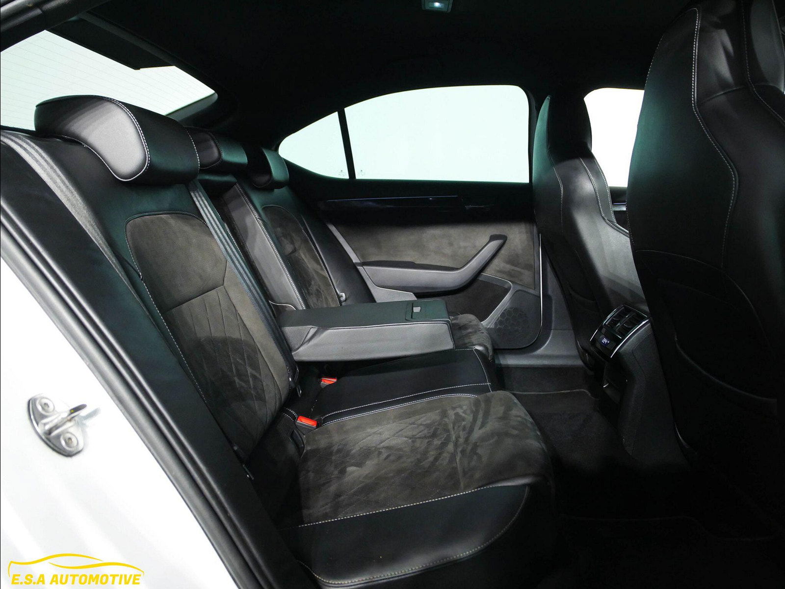 Skoda Superb 2.0 TDI SportLine Euro 6 (s/s) 5dr 5dr Manual 2016