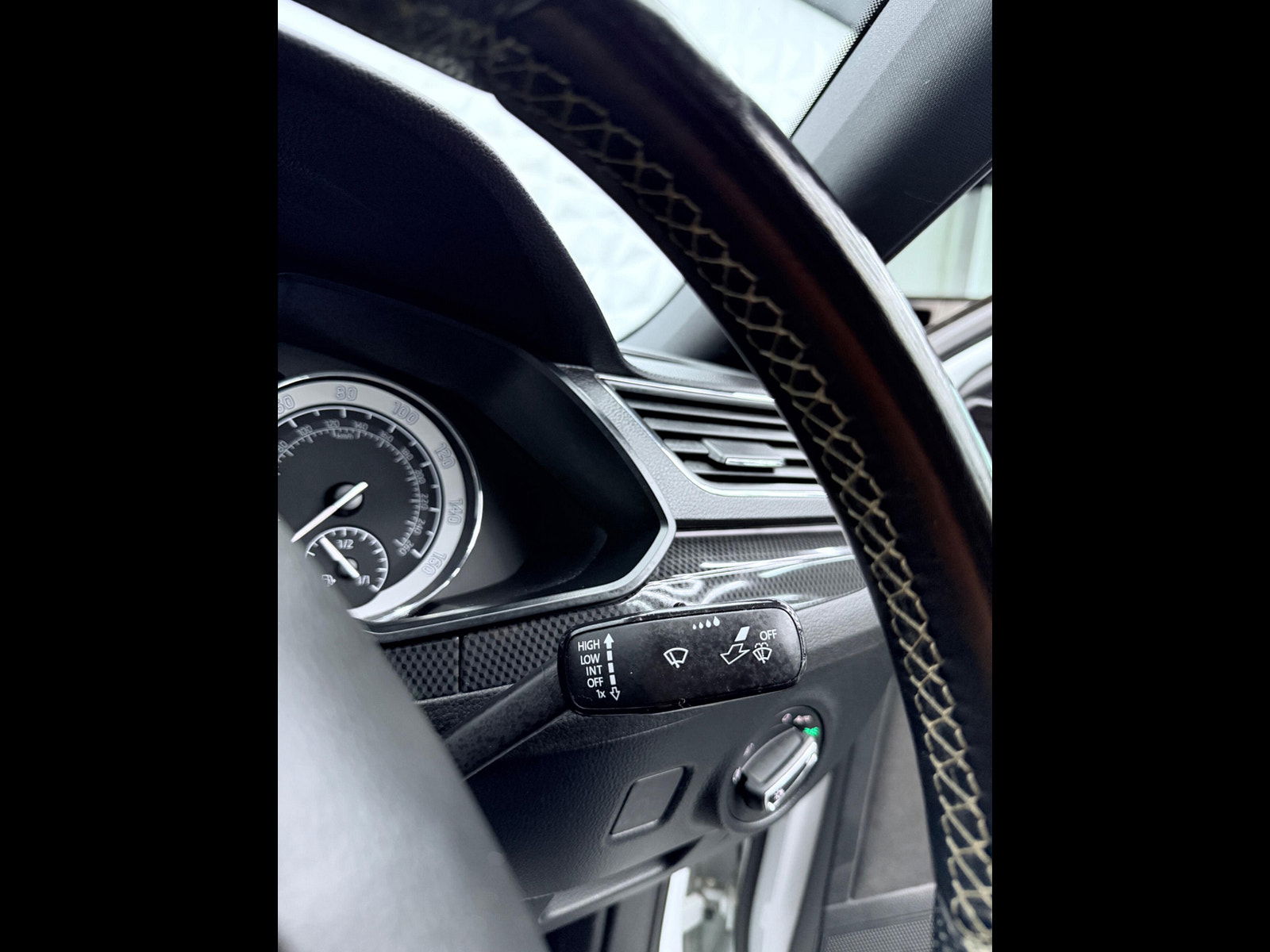 Skoda Superb 2.0 TDI SportLine Euro 6 (s/s) 5dr 5dr Manual 2016