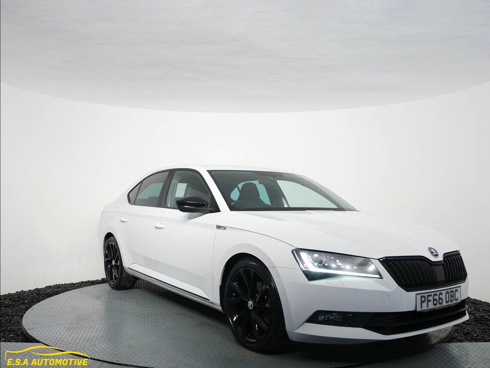 Skoda Superb 2.0 TDI SportLine Euro 6 (s/s) 5dr 5dr Manual 2016