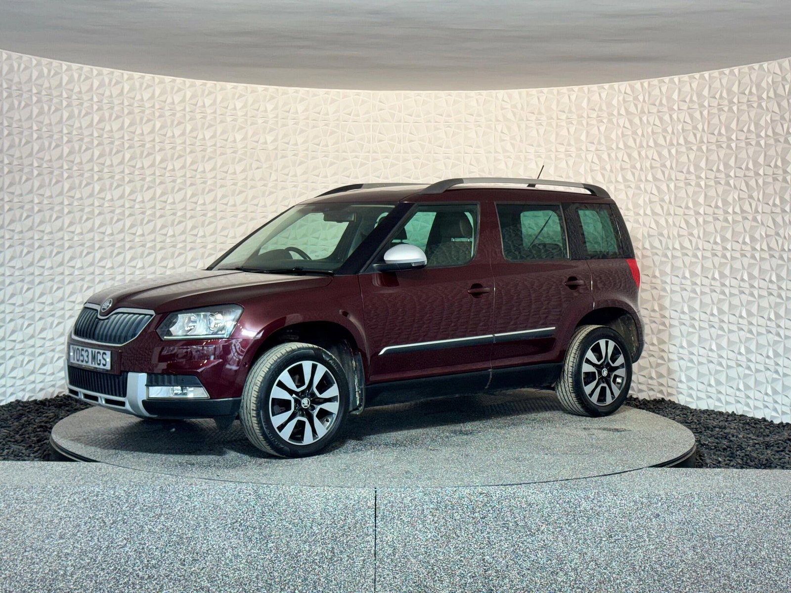 Skoda Yeti 2.0 TDI Laurin & Klement Outdoor 4WD Euro 5 5dr 5dr Manual 2014