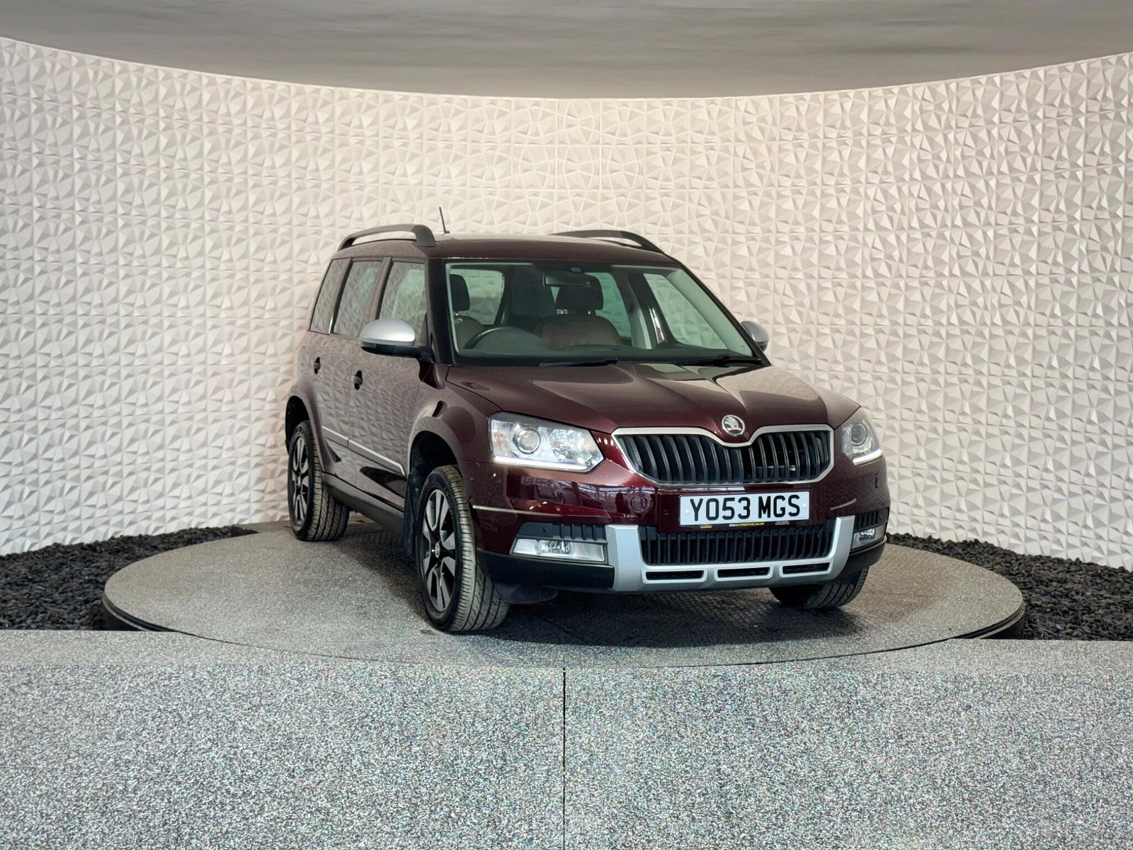 Skoda Yeti 2.0 TDI Laurin & Klement Outdoor 4WD Euro 5 5dr 5dr Manual 2014
