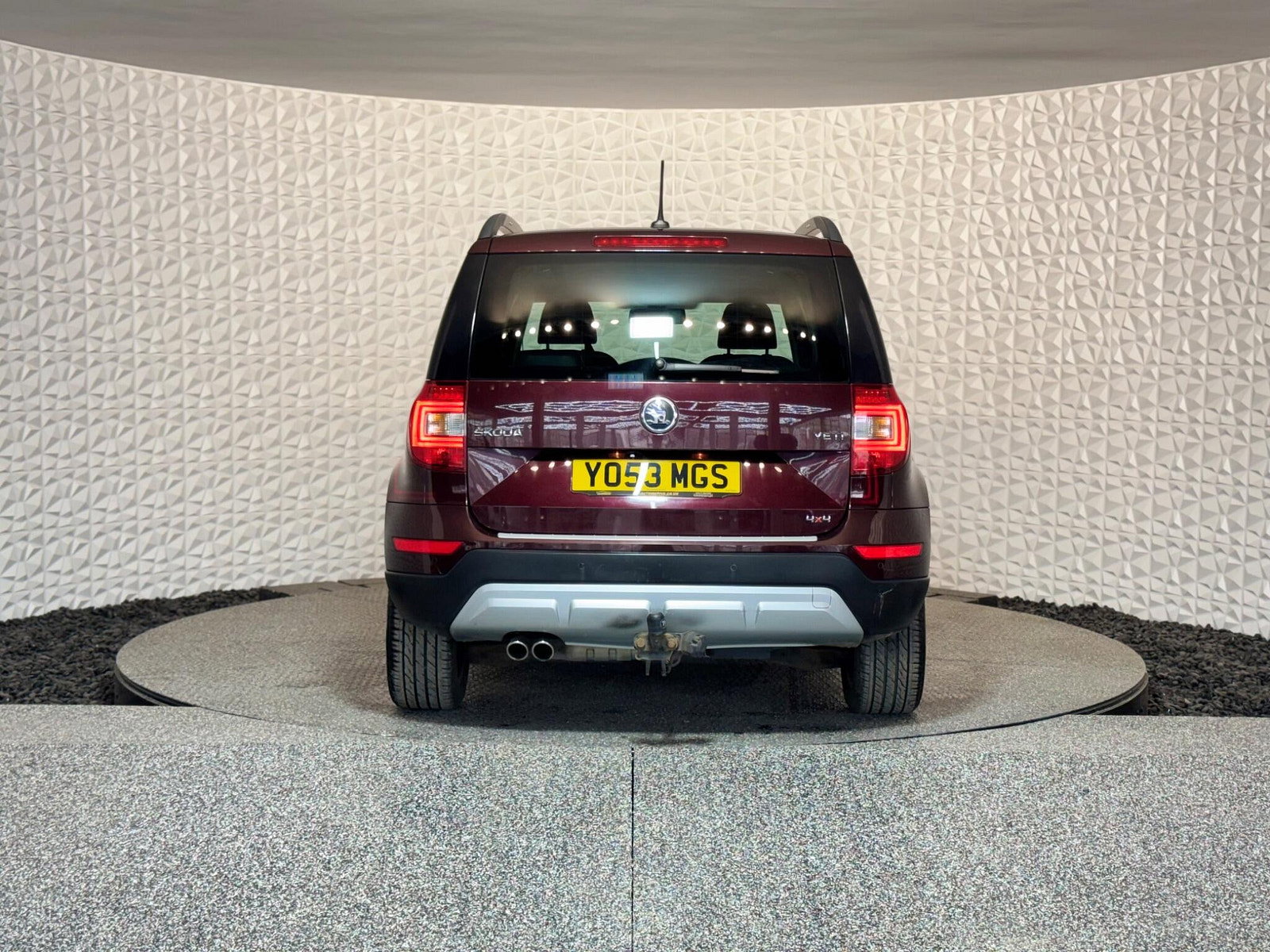 Skoda Yeti 2.0 TDI Laurin & Klement Outdoor 4WD Euro 5 5dr 5dr Manual 2014