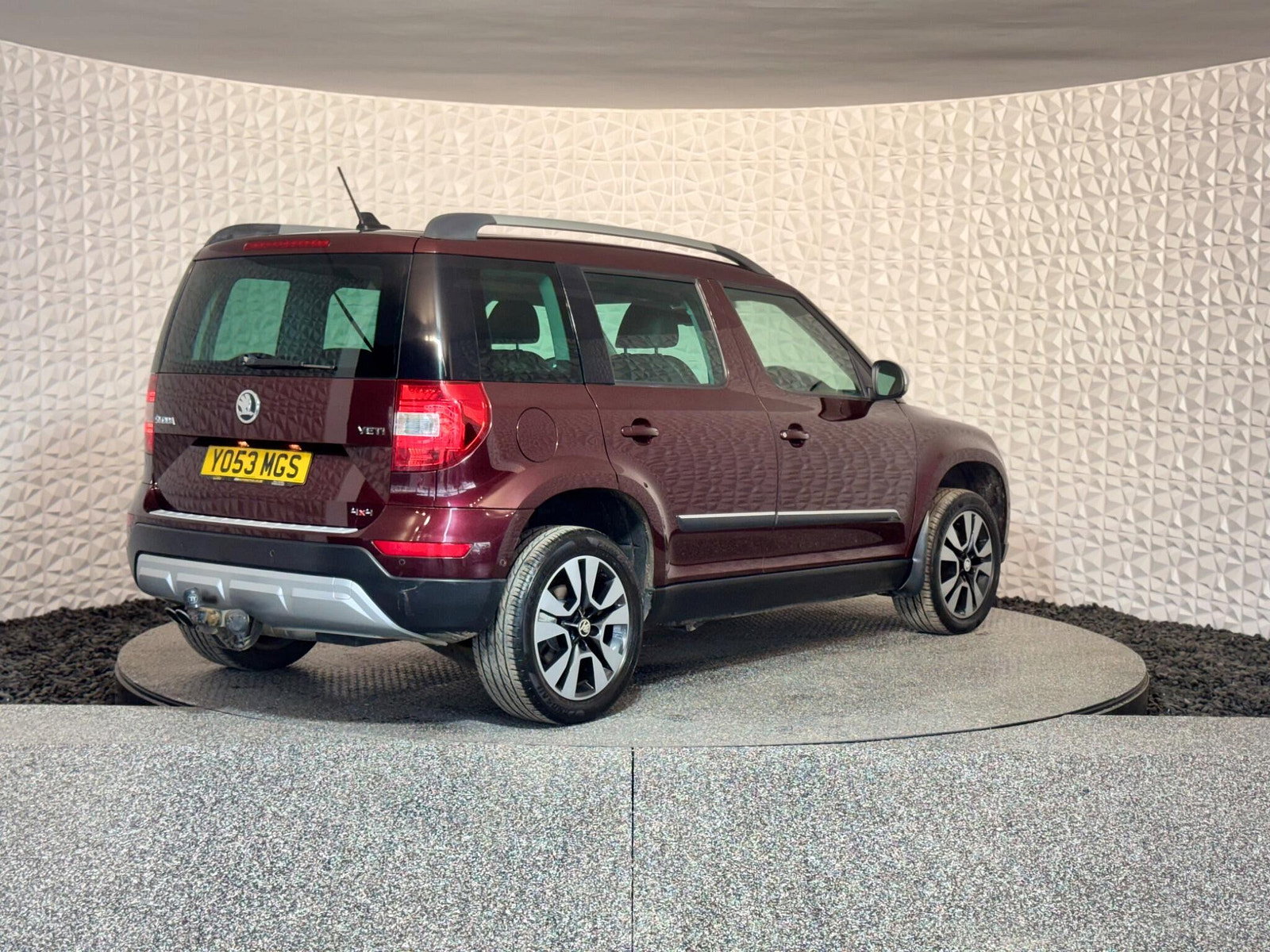 Skoda Yeti 2.0 TDI Laurin & Klement Outdoor 4WD Euro 5 5dr 5dr Manual 2014
