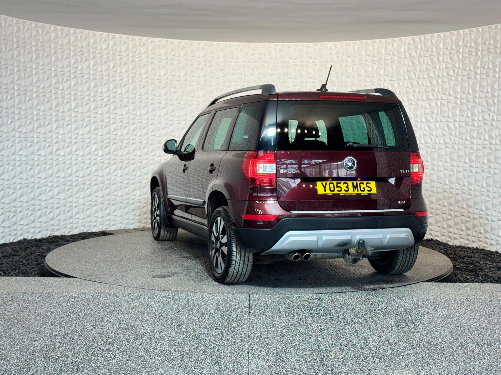 Skoda Yeti 2.0 TDI Laurin & Klement Outdoor 4WD Euro 5 5dr 5dr Manual 2014