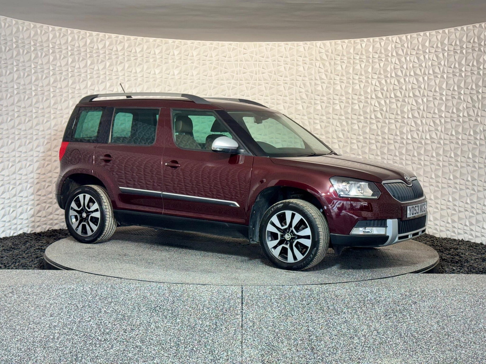 Skoda Yeti 2.0 TDI Laurin & Klement Outdoor 4WD Euro 5 5dr 5dr Manual 2014