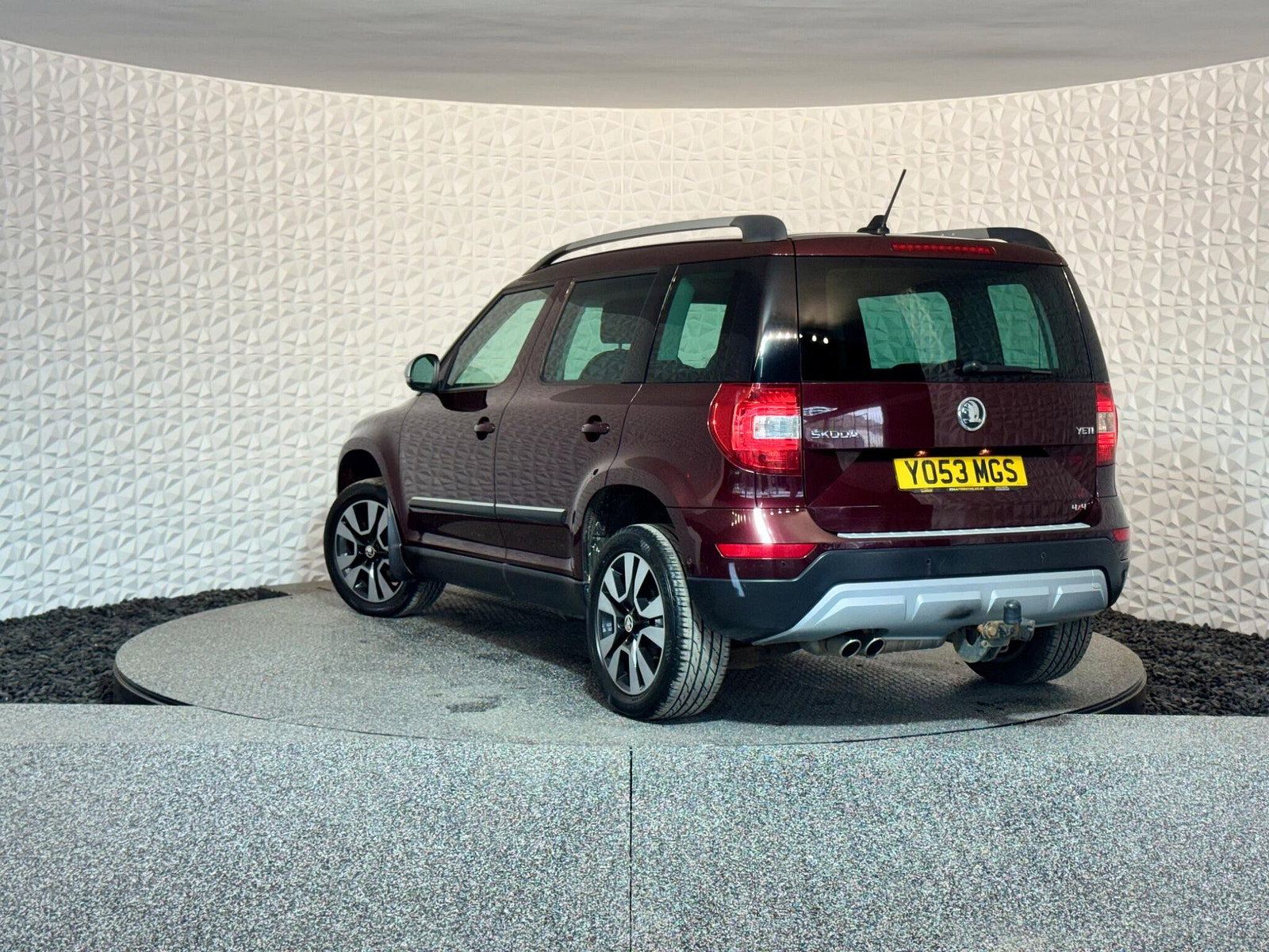 Skoda Yeti 2.0 TDI Laurin & Klement Outdoor 4WD Euro 5 5dr 5dr Manual 2014