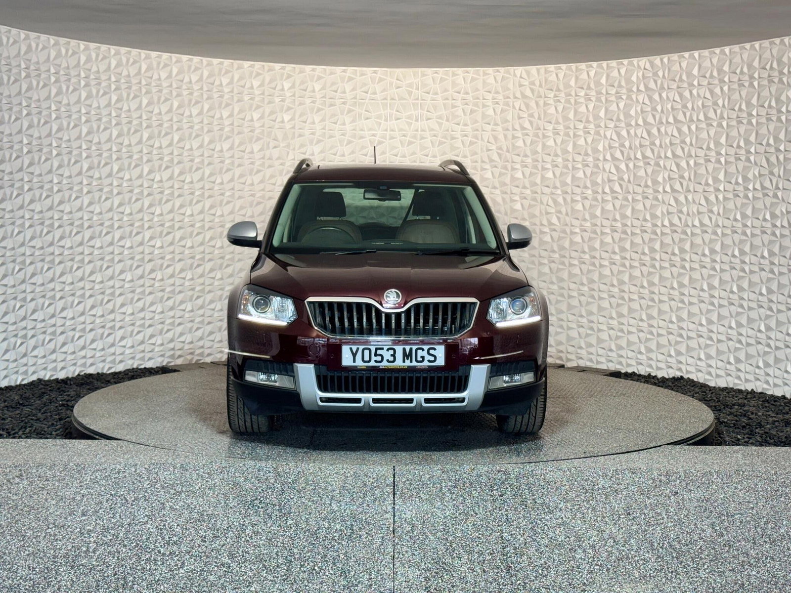 Skoda Yeti 2.0 TDI Laurin & Klement Outdoor 4WD Euro 5 5dr 5dr Manual 2014