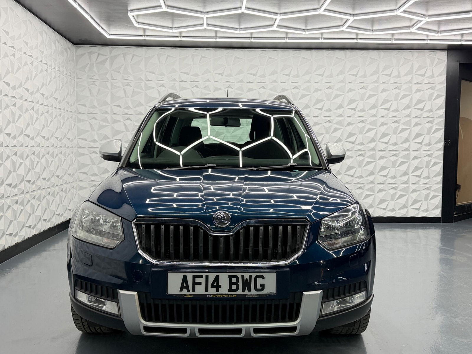 Skoda Yeti 2.0 TDI SE Outdoor Euro 5 5dr 5dr Manual 2014