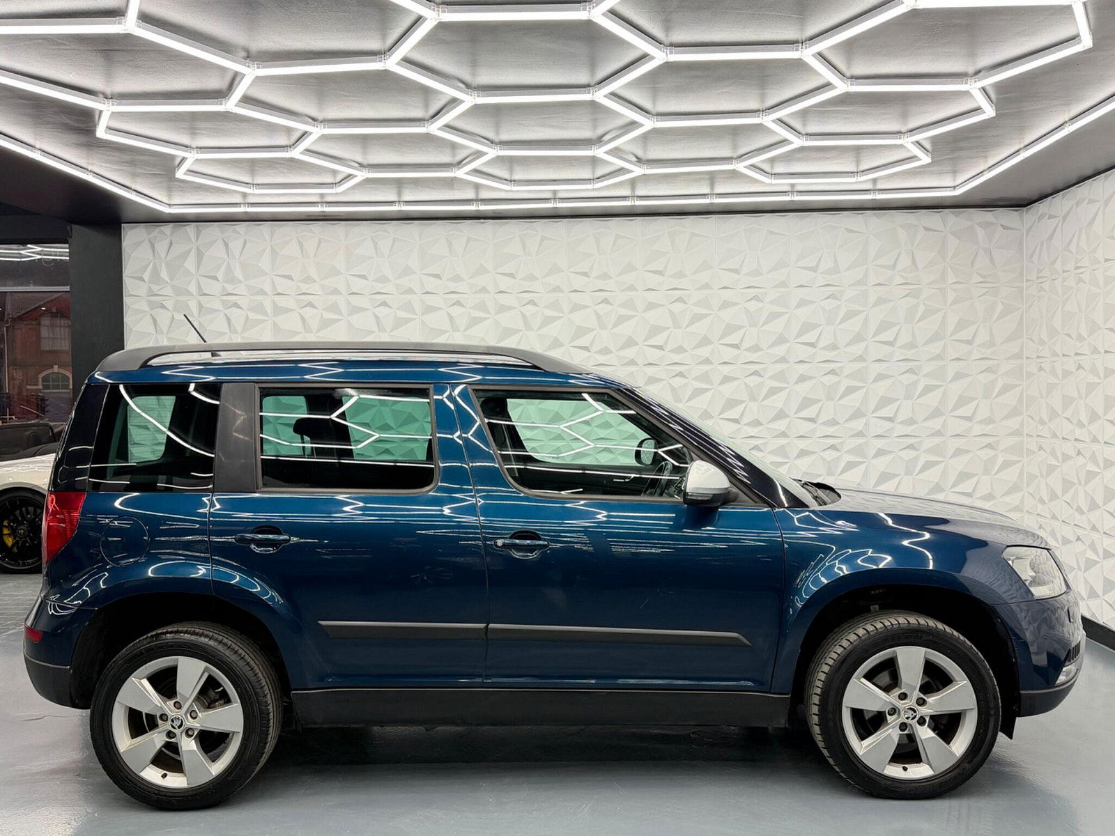 Skoda Yeti 2.0 TDI SE Outdoor Euro 5 5dr 5dr Manual 2014