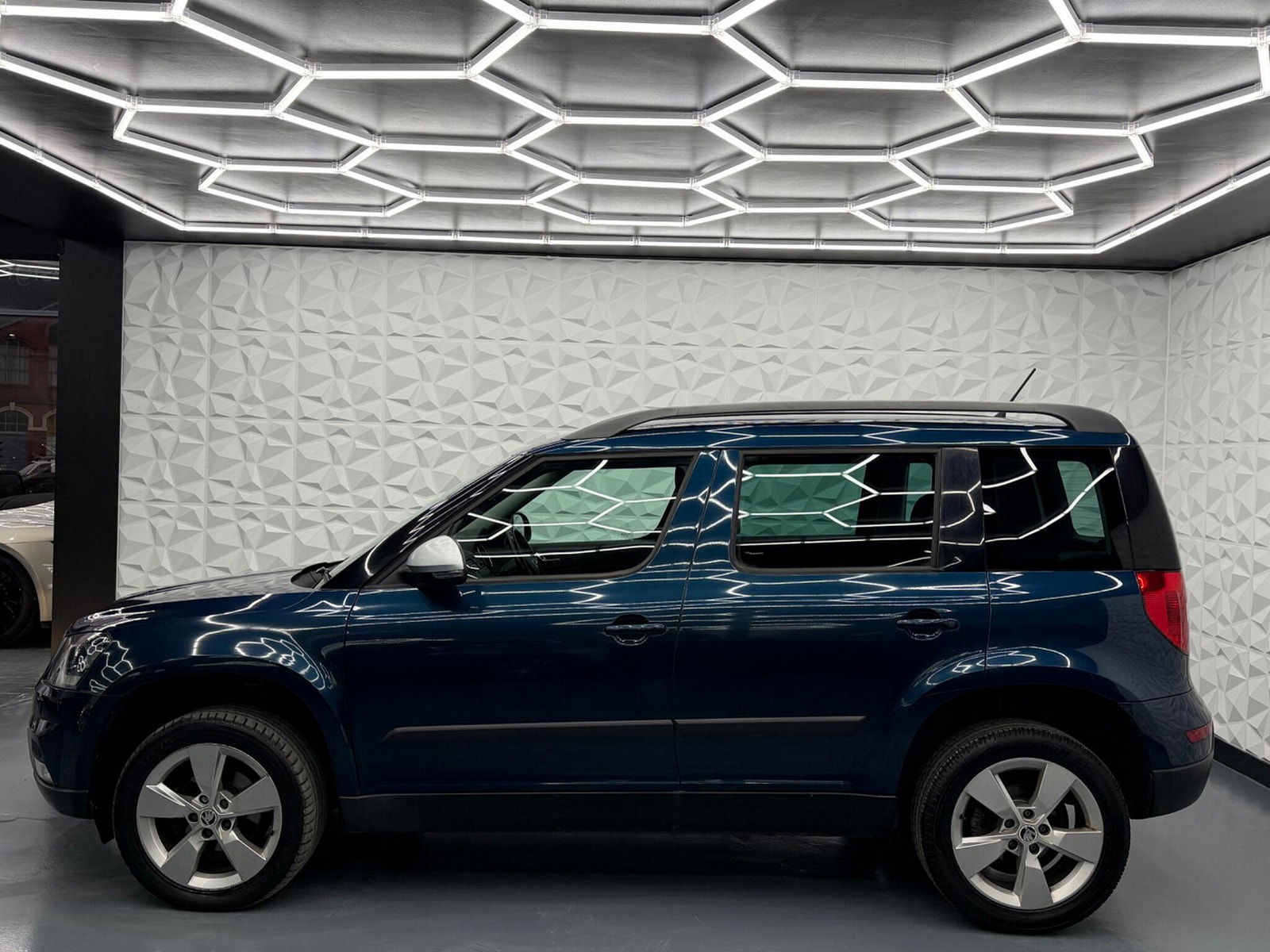 Skoda Yeti 2.0 TDI SE Outdoor Euro 5 5dr 5dr Manual 2014