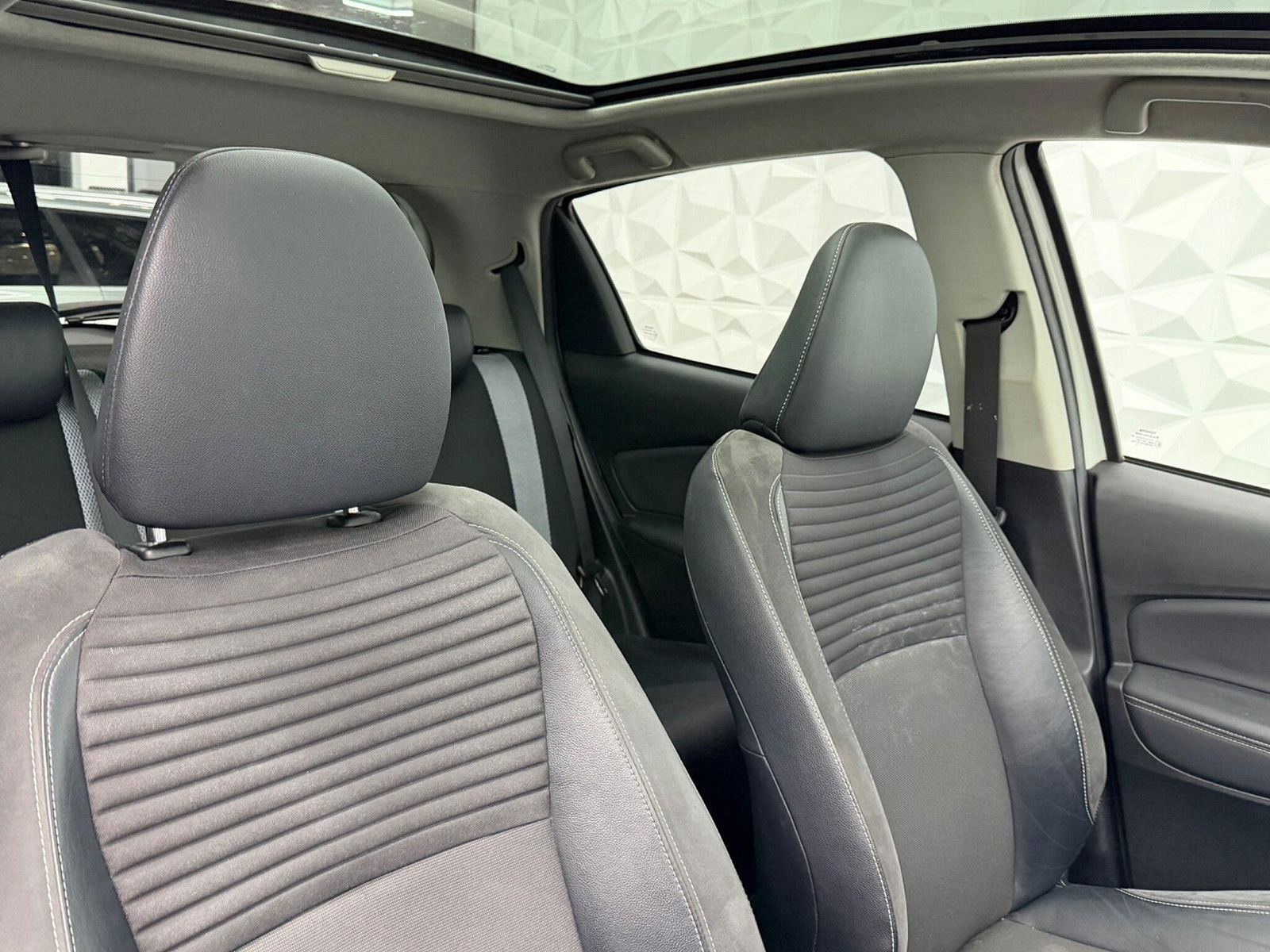 Toyota Yaris 1.33 Dual VVT-i Excel Euro 5 5dr Euro 5 5dr Manual 2014