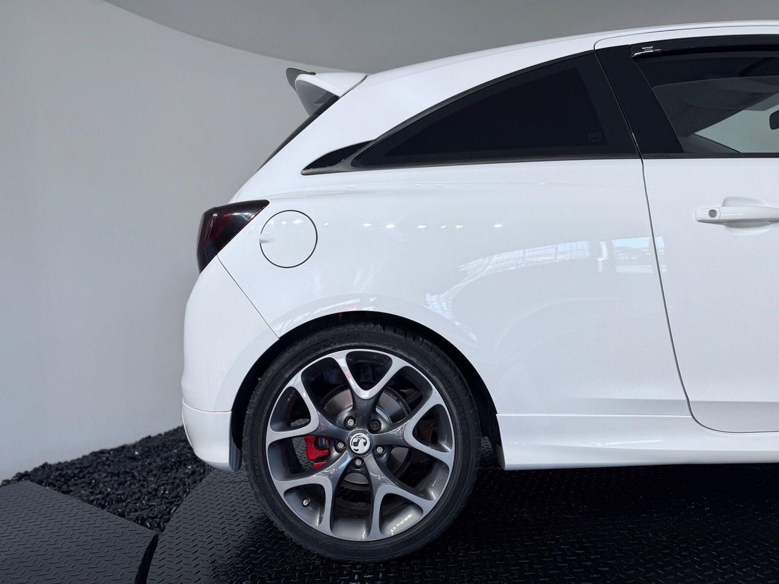 Vauxhall Corsa 1.6i Turbo VXR Euro 6 3dr 3dr Manual 2015