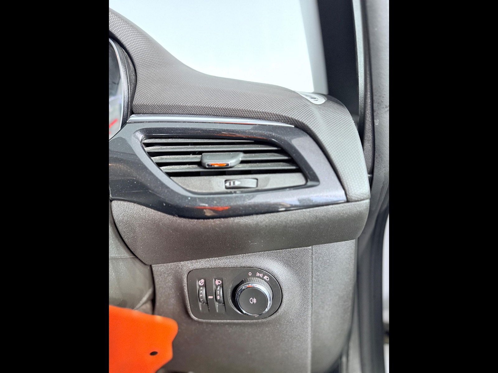 Vauxhall Corsa 1.6i Turbo VXR Euro 6 3dr 3dr Manual 2015