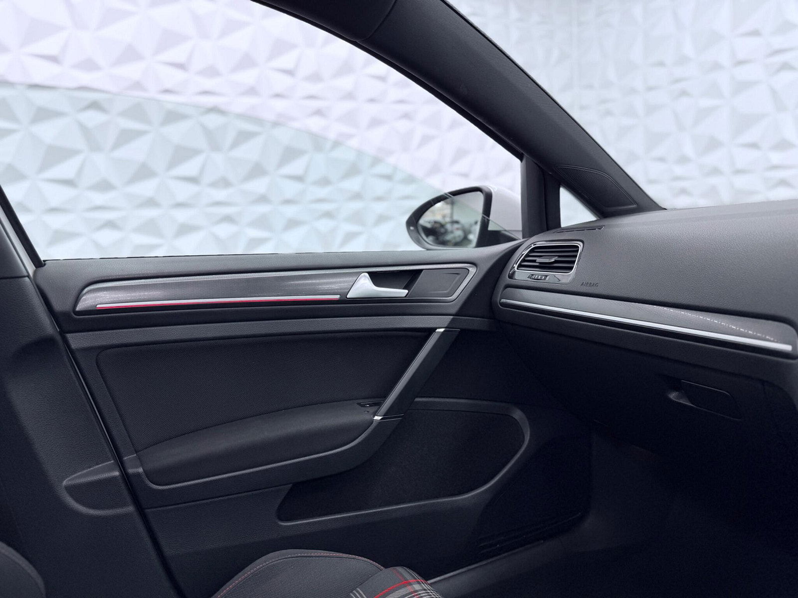 Volkswagen Golf 2.0 TSI BlueMotion Tech GTI DSG Euro 6 (s/s) 5dr 5dr Automatic 2017