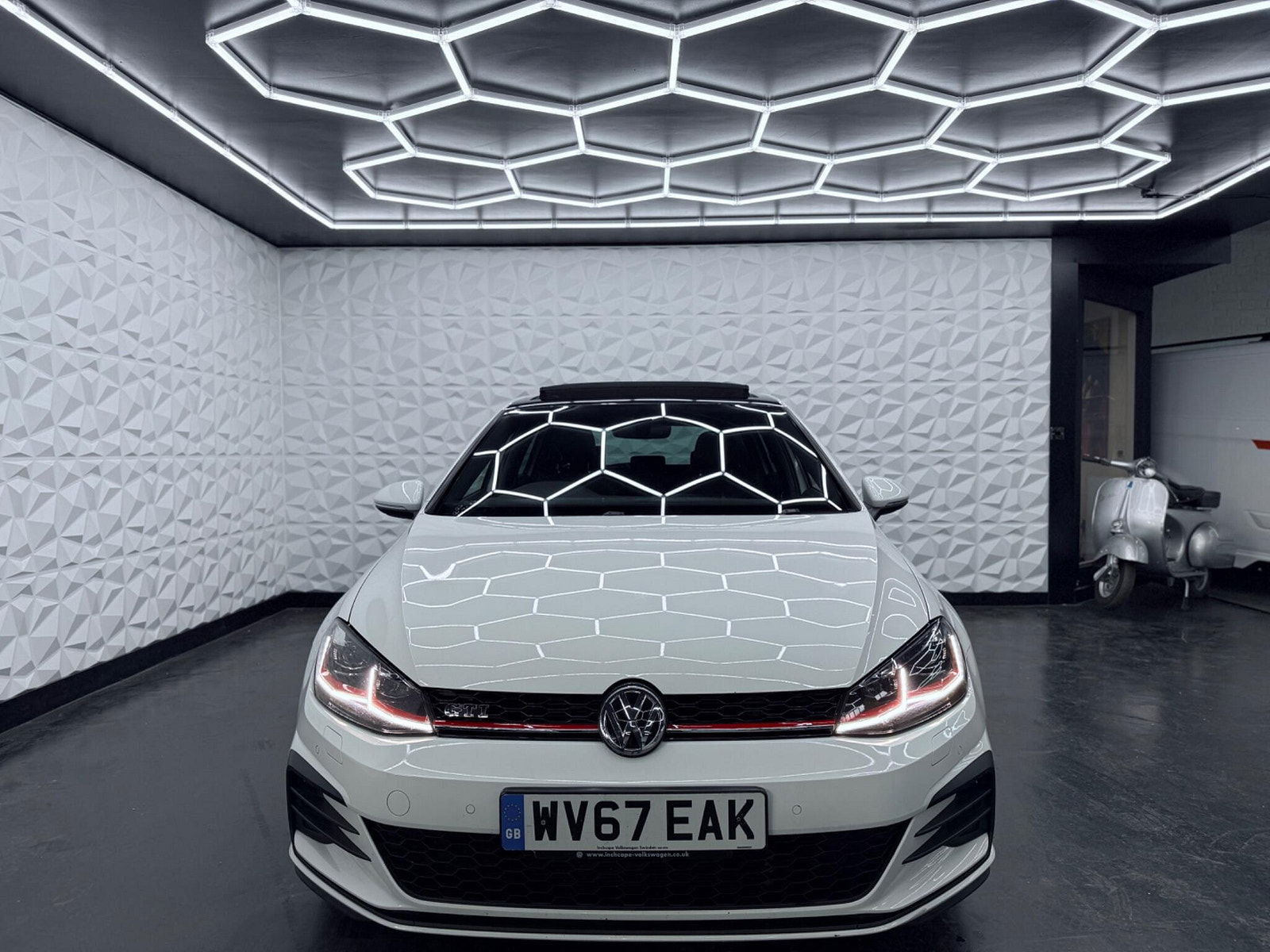 Volkswagen Golf 2.0 TSI BlueMotion Tech GTI DSG Euro 6 (s/s) 5dr 5dr Automatic 2017