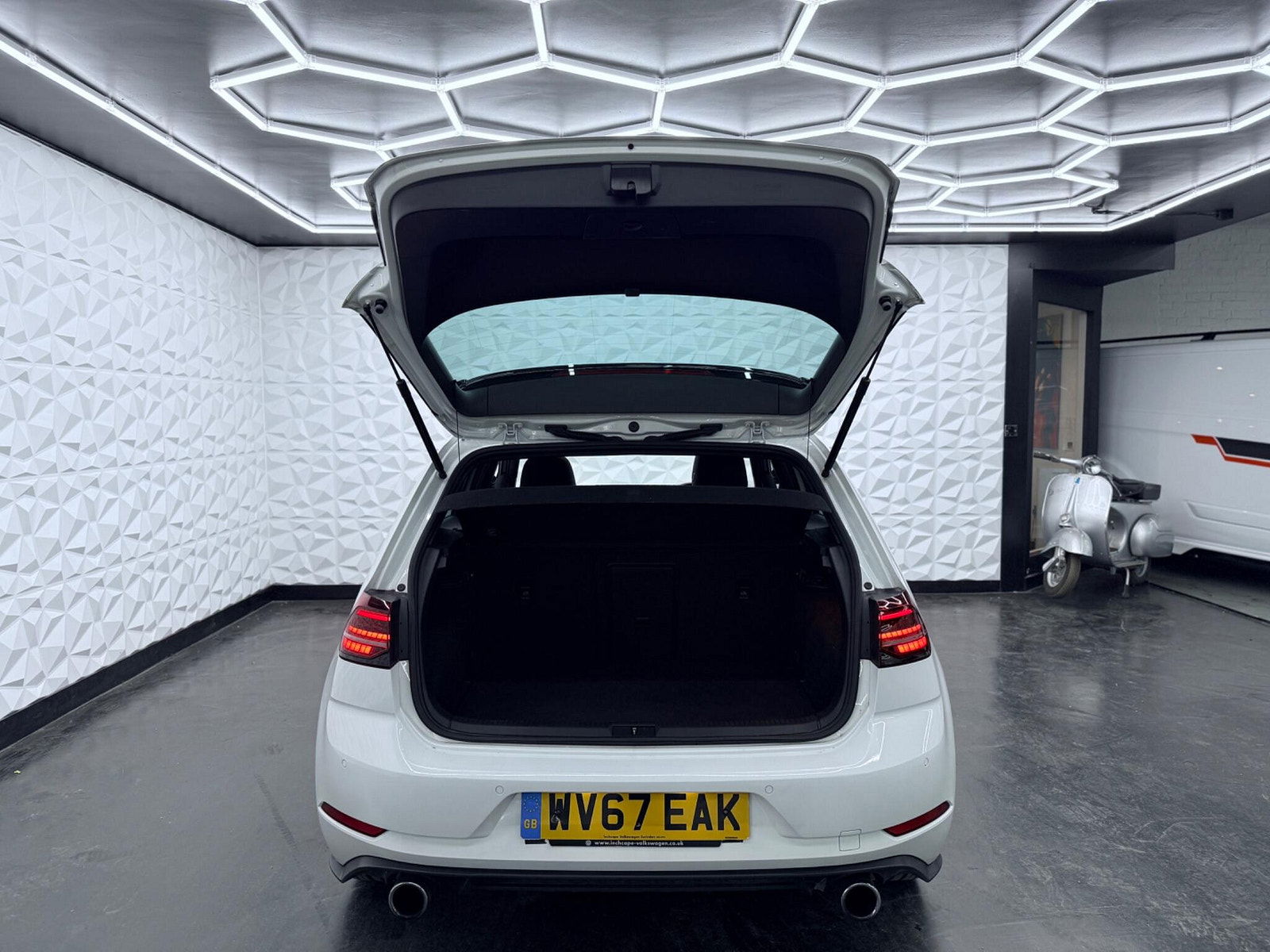 Volkswagen Golf 2.0 TSI BlueMotion Tech GTI DSG Euro 6 (s/s) 5dr 5dr Automatic 2017