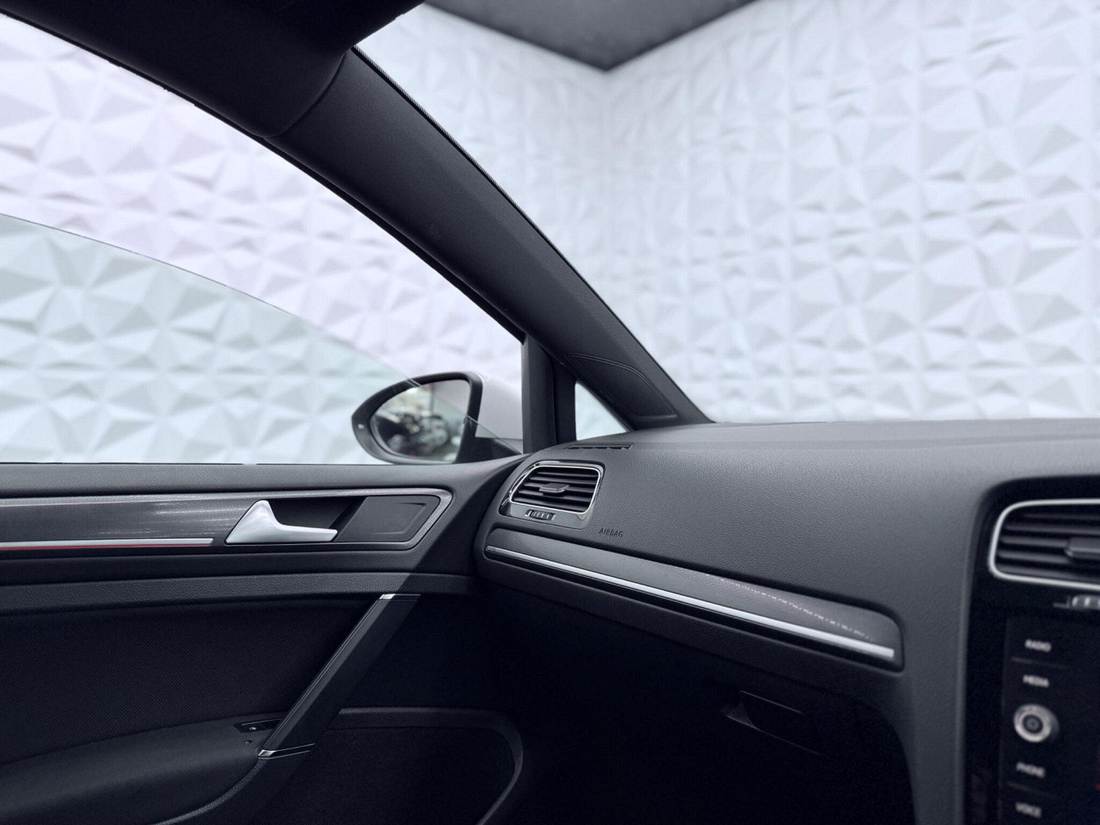 Volkswagen Golf 2.0 TSI BlueMotion Tech GTI DSG Euro 6 (s/s) 5dr 5dr Automatic 2017