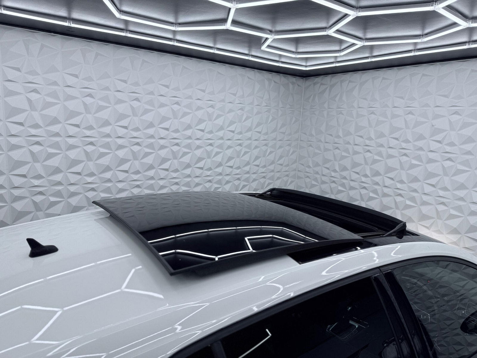 Volkswagen Golf 2.0 TSI BlueMotion Tech GTI DSG Euro 6 (s/s) 5dr 5dr Automatic 2017