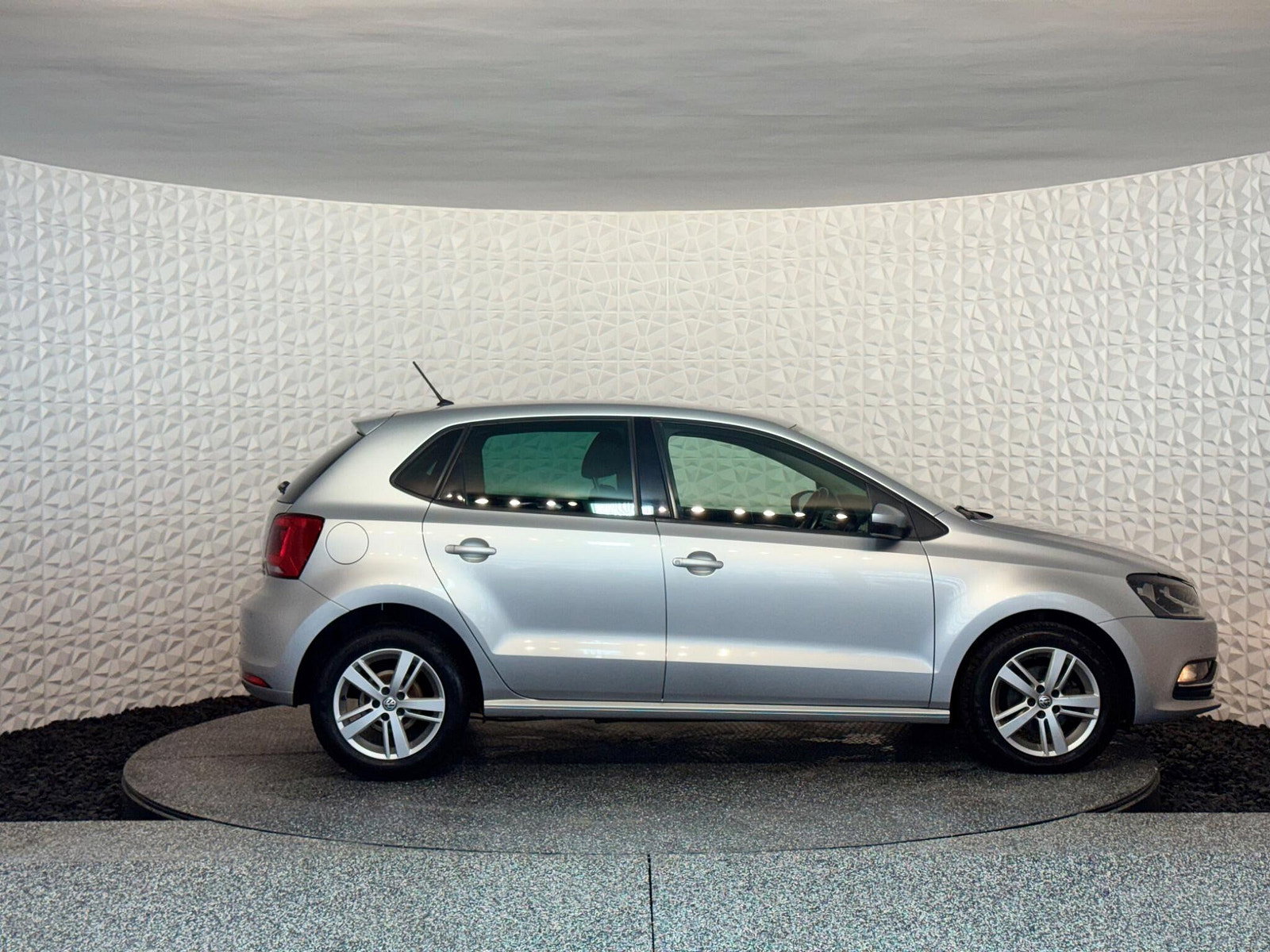 Volkswagen Polo 1.4 TDI BlueMotion Tech Match Euro 6 (s/s) 5dr 5dr Manual 2016