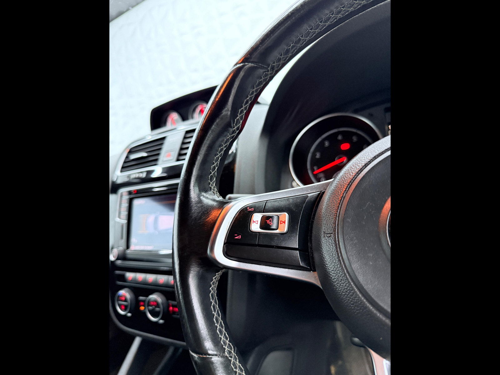 Volkswagen Scirocco 2.0 TSI BlueMotion Tech R-Line Euro 6 (s/s) 3dr 3dr Manual 2016