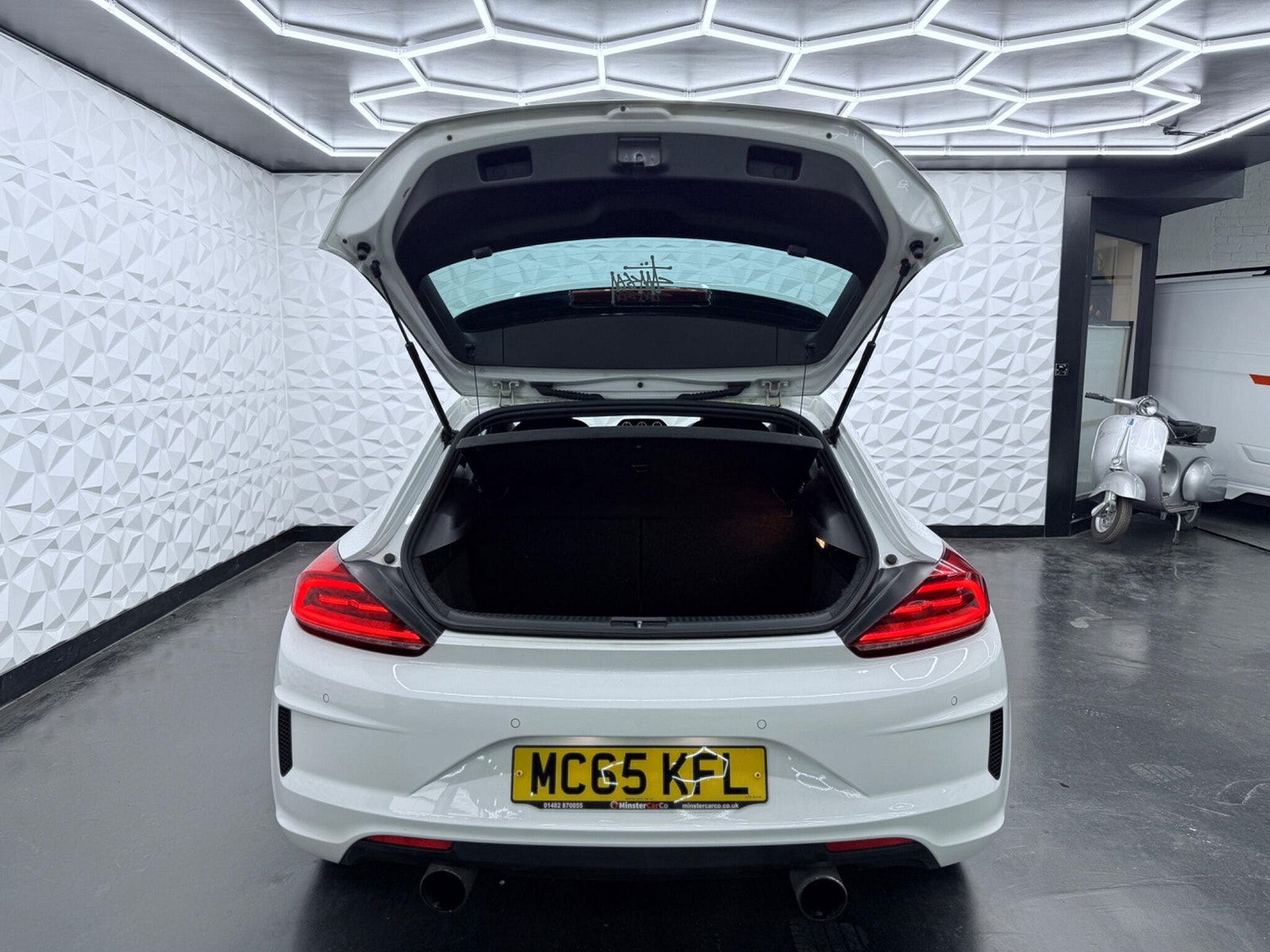 Volkswagen Scirocco 2.0 TSI BlueMotion Tech R-Line Euro 6 (s/s) 3dr 3dr Manual 2016