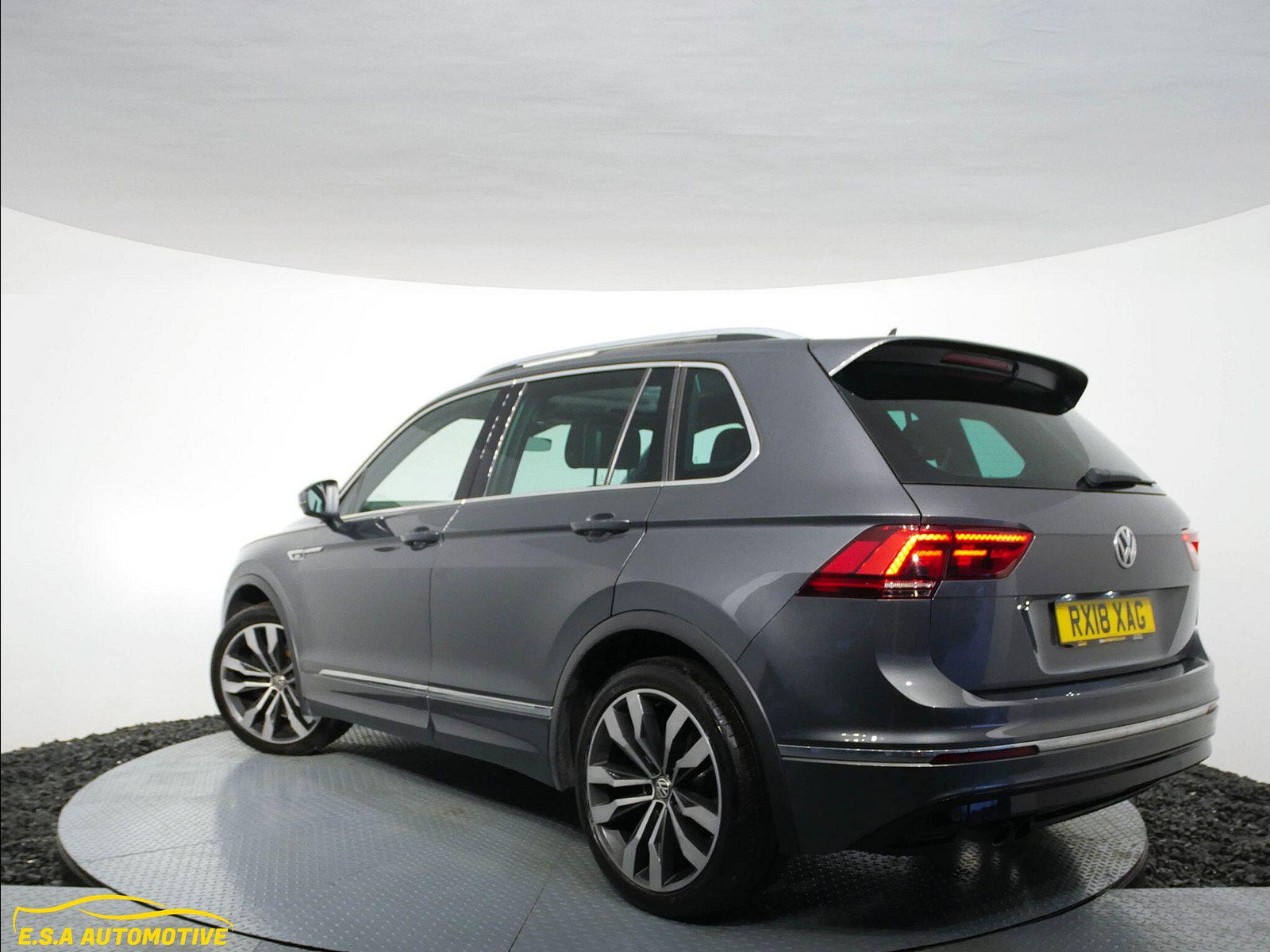 Volkswagen Tiguan 2.0 TDI R-Line DSG 4Motion Euro 6 (s/s) 5dr 5dr Automatic 2018