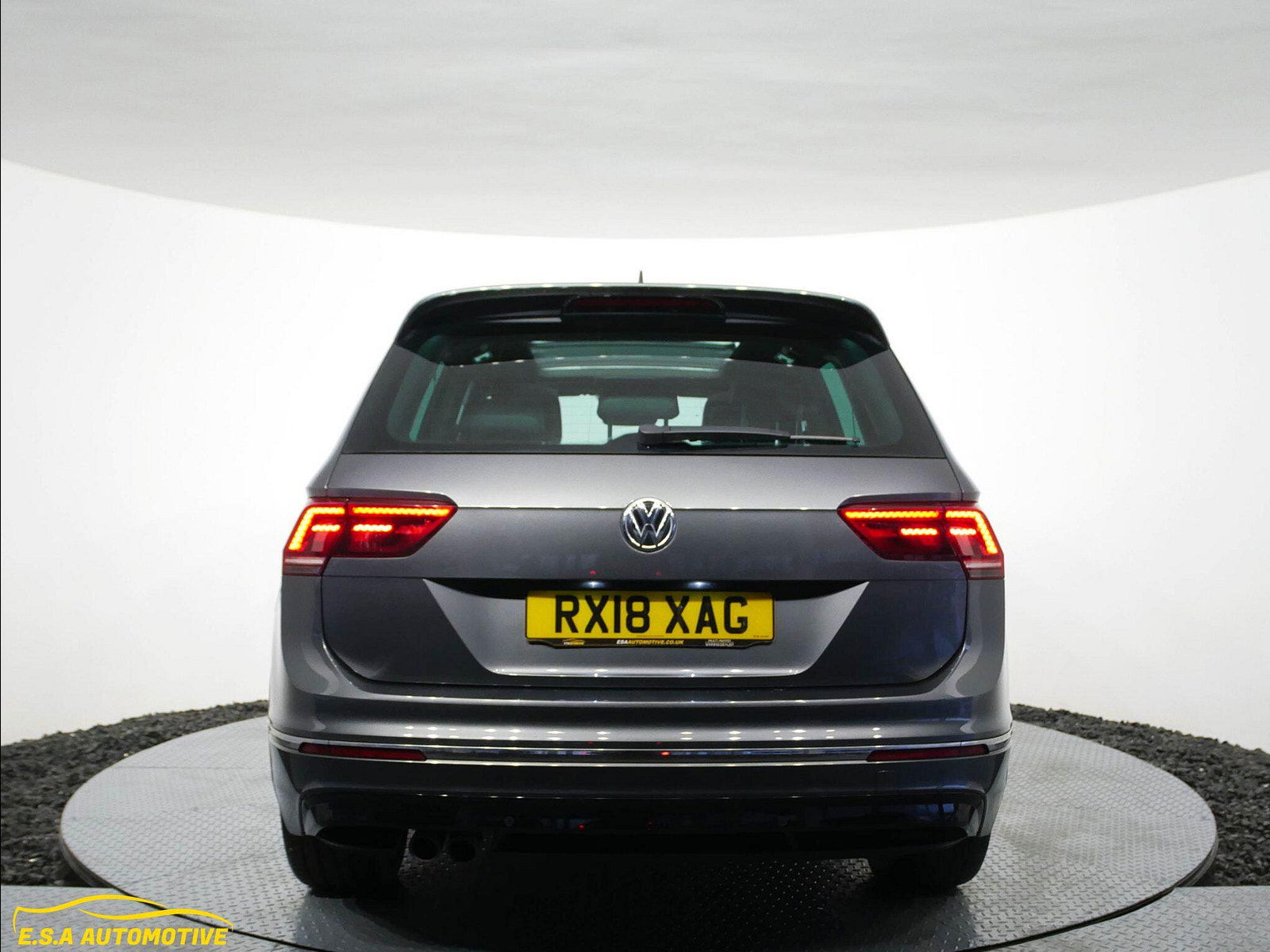 Volkswagen Tiguan 2.0 TDI R-Line DSG 4Motion Euro 6 (s/s) 5dr 5dr Automatic 2018