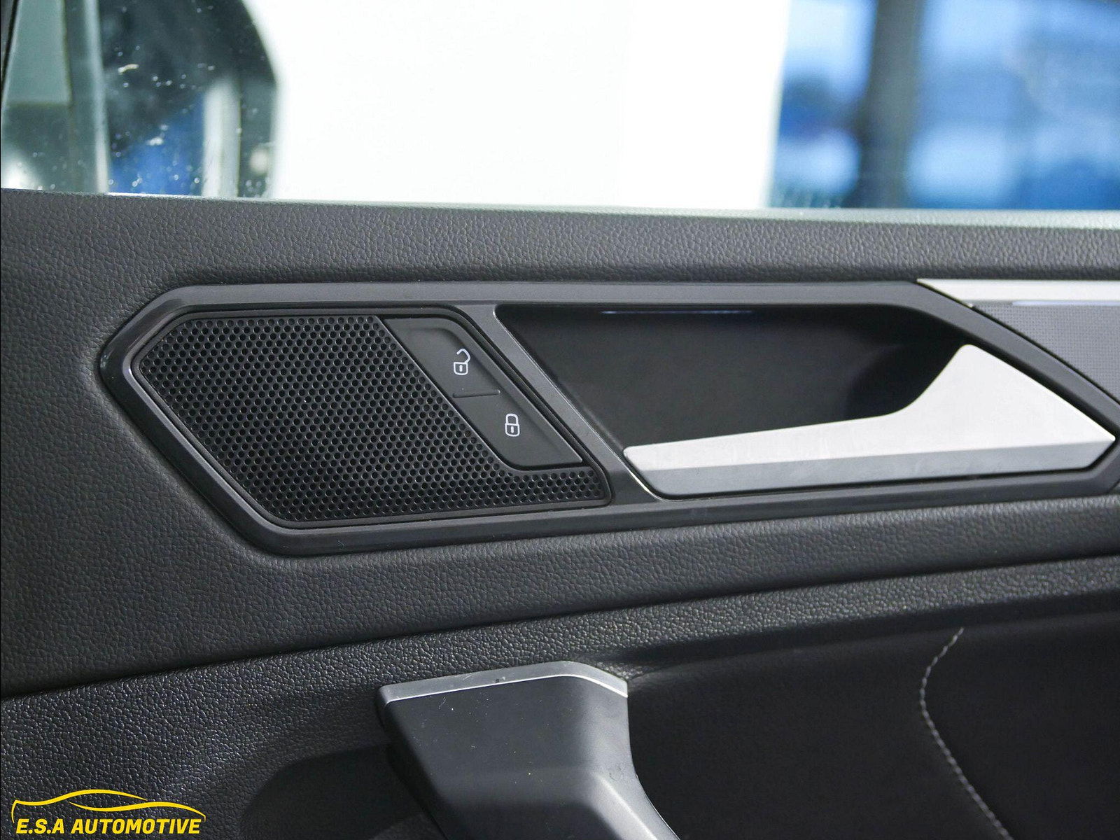 Volkswagen Tiguan 2.0 TDI R-Line DSG 4Motion Euro 6 (s/s) 5dr 5dr Automatic 2018