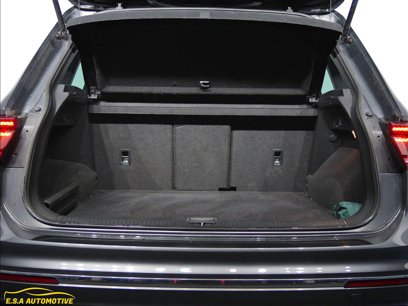 Volkswagen Tiguan 2.0 TDI R-Line DSG 4Motion Euro 6 (s/s) 5dr 5dr Automatic 2018