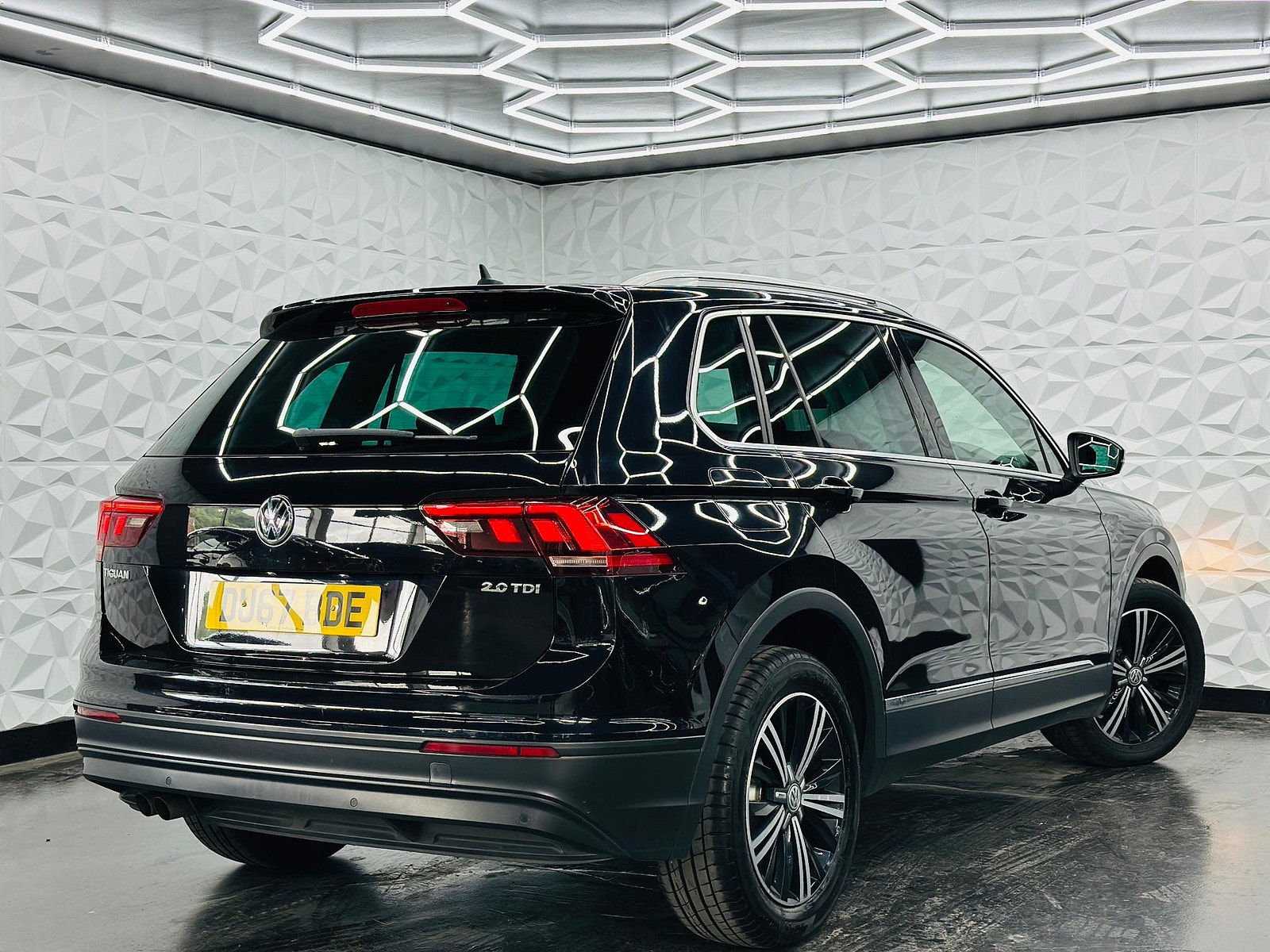 Volkswagen Tiguan 2.0 TDI SE Euro 6 (s/s) 5dr 5dr Manual 2017