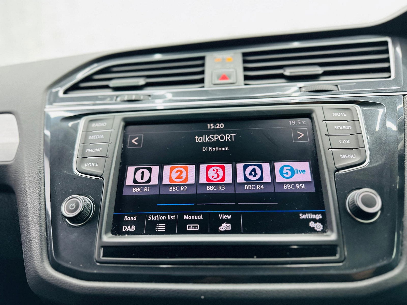 Volkswagen Tiguan 2.0 TDI SE Euro 6 (s/s) 5dr 5dr Manual 2017