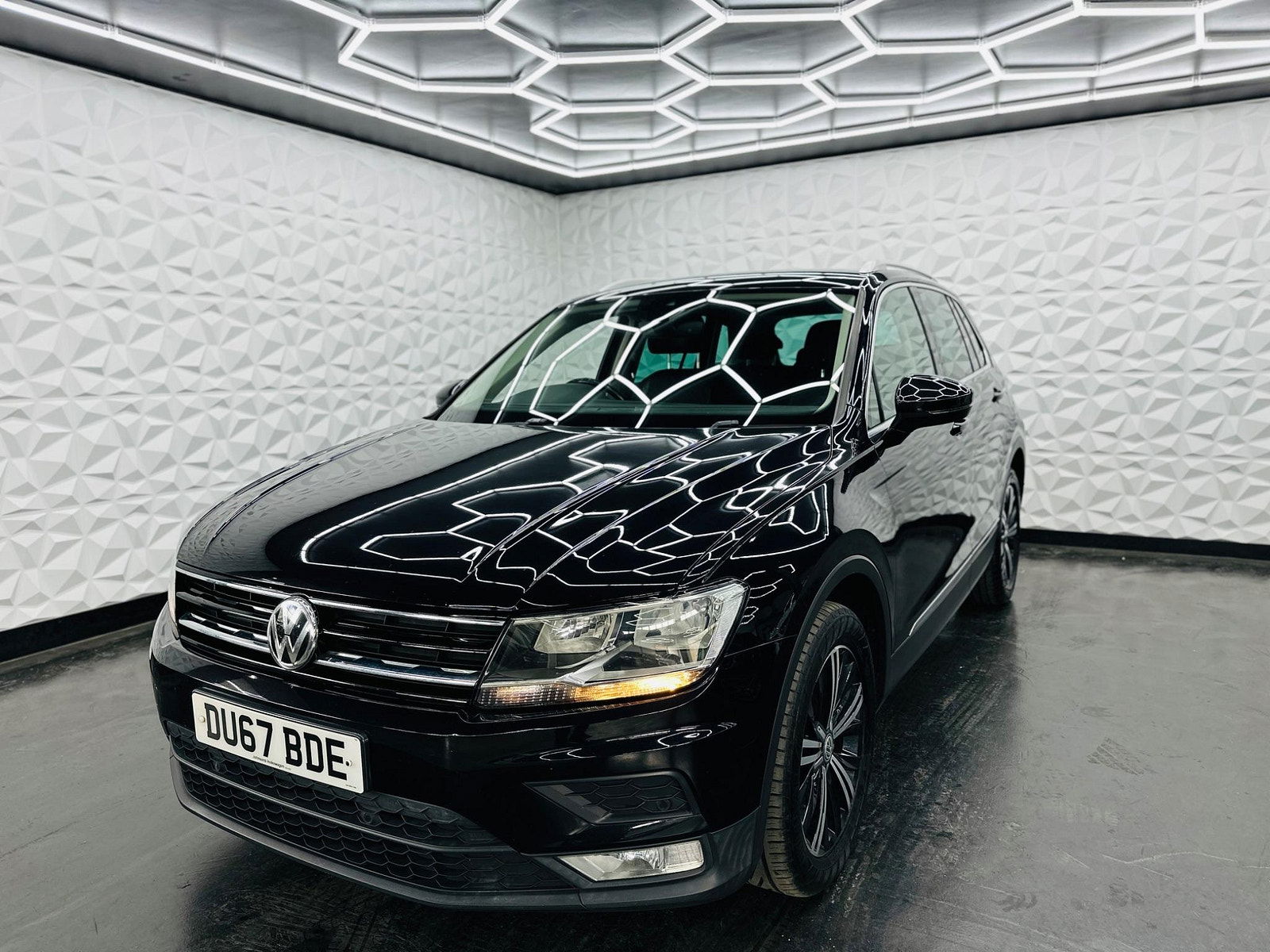 Volkswagen Tiguan 2.0 TDI SE Euro 6 (s/s) 5dr 5dr Manual 2017