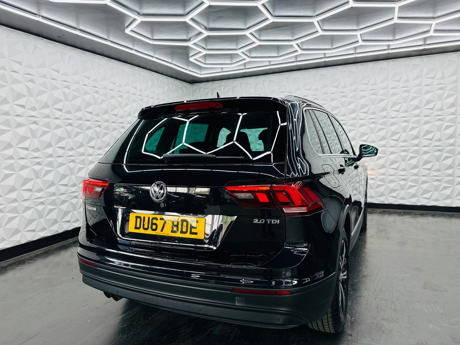 Volkswagen Tiguan 2.0 TDI SE Euro 6 (s/s) 5dr 5dr Manual 2017