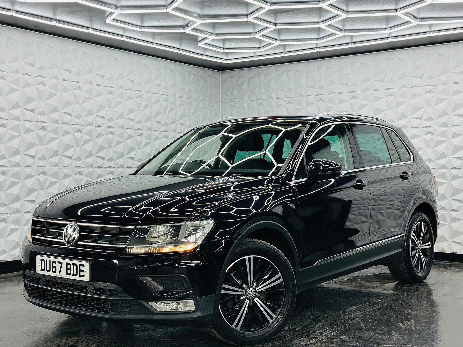 Volkswagen Tiguan 2.0 TDI SE Euro 6 (s/s) 5dr 5dr Manual 2017