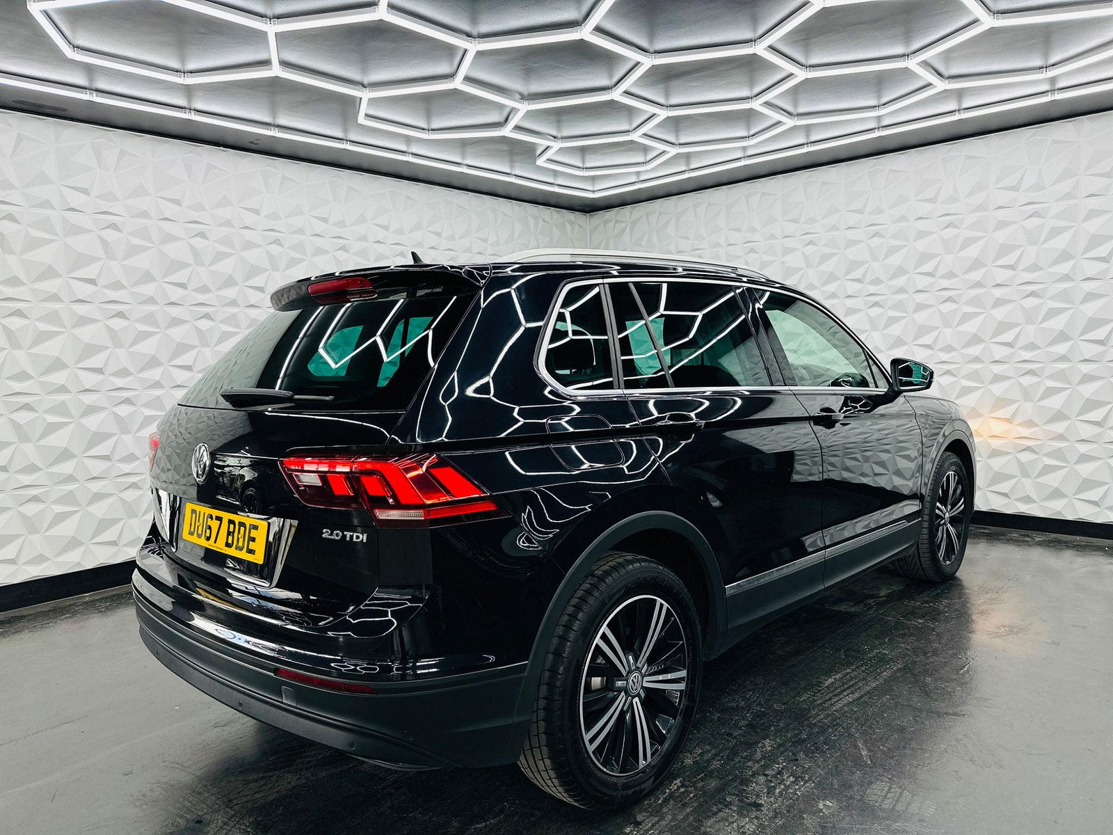 Volkswagen Tiguan 2.0 TDI SE Euro 6 (s/s) 5dr 5dr Manual 2017