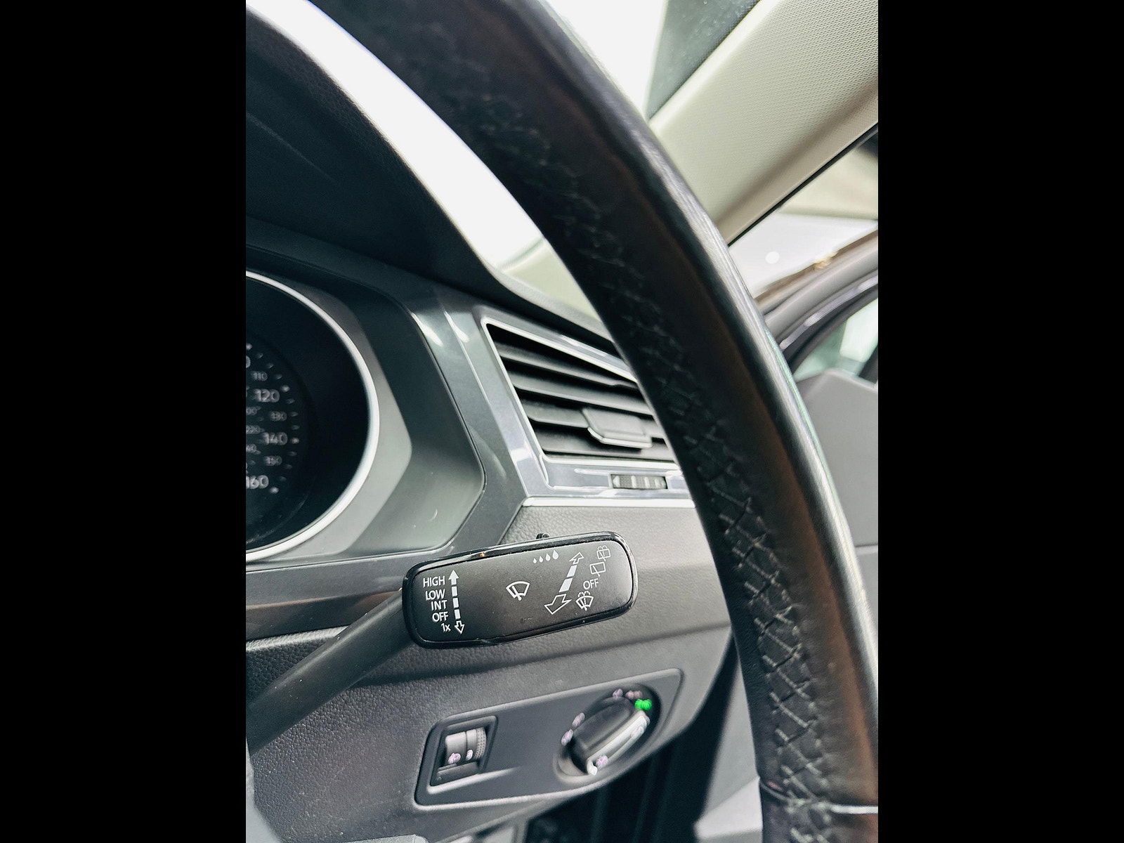 Volkswagen Tiguan 2.0 TDI SE Euro 6 (s/s) 5dr 5dr Manual 2017