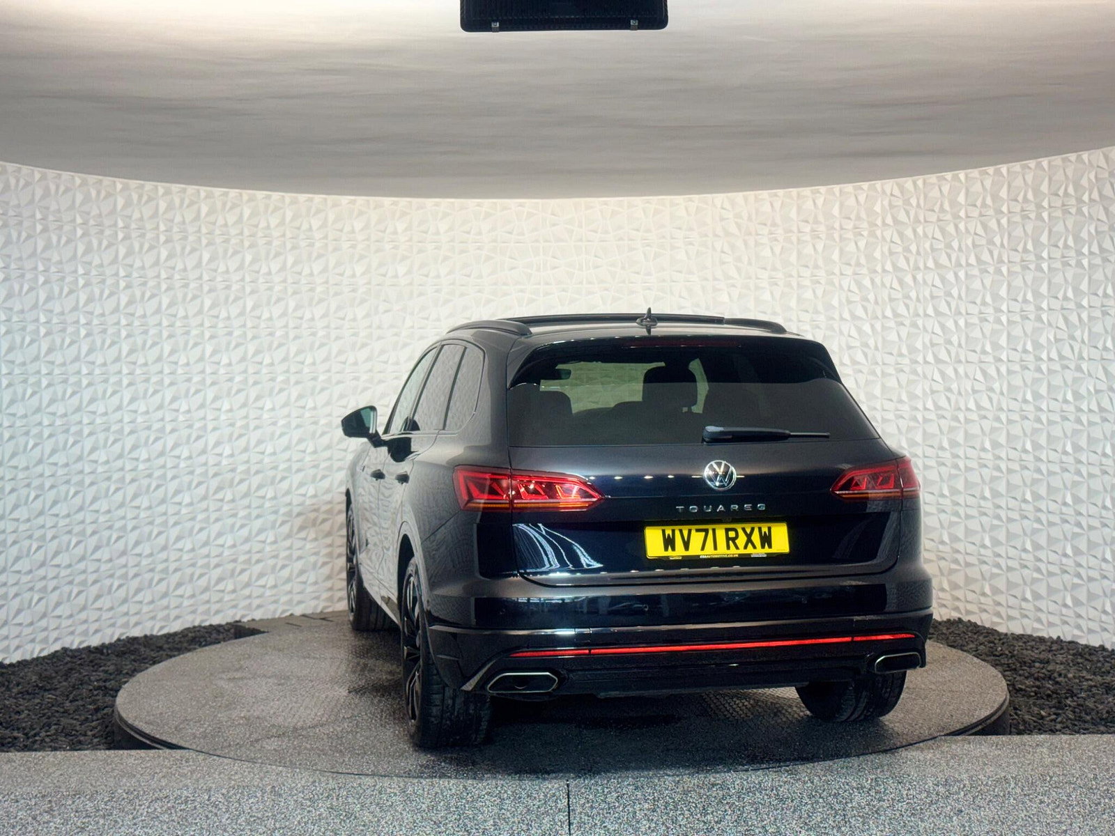 Volkswagen Touareg 3.0 TSI V6 Black Edition Tiptronic 4Motion Euro 6 (s/s) 5dr 5dr Automatic 2021