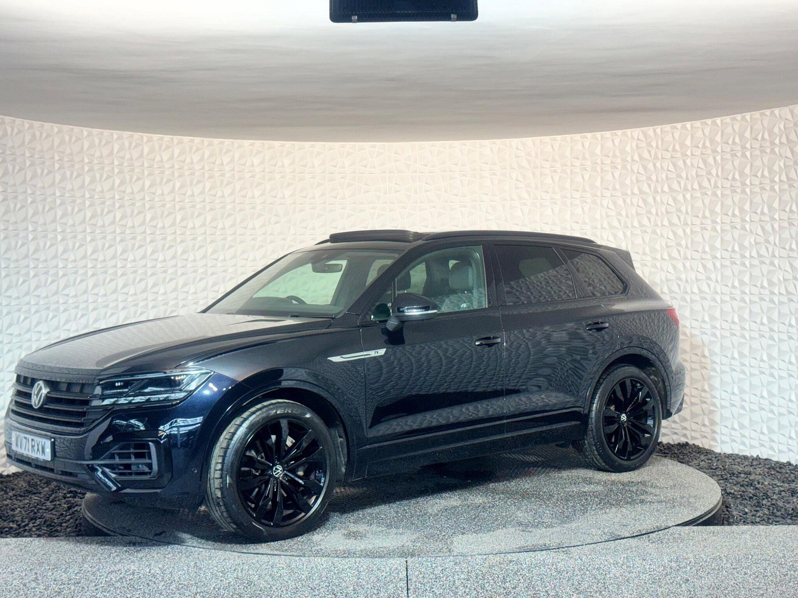 Volkswagen Touareg 3.0 TSI V6 Black Edition Tiptronic 4Motion Euro 6 (s/s) 5dr 5dr Automatic 2021