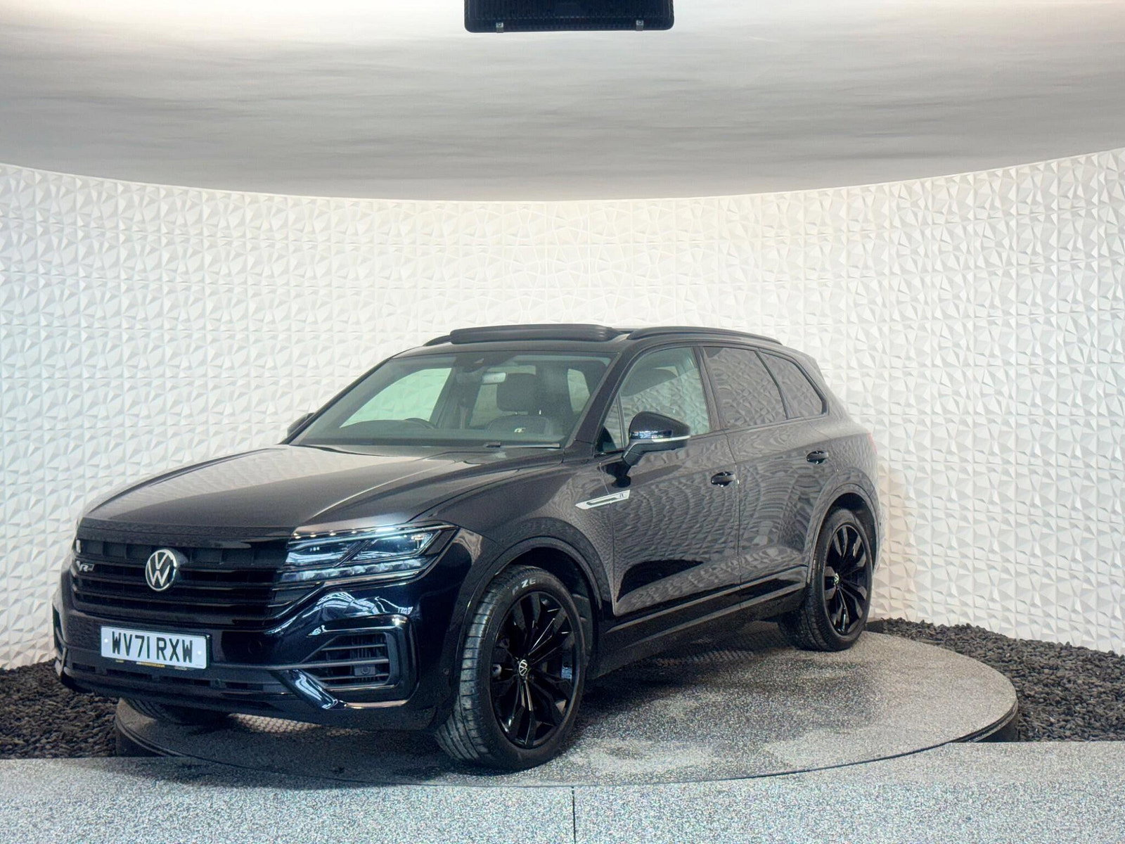 Volkswagen Touareg 3.0 TSI V6 Black Edition Tiptronic 4Motion Euro 6 (s/s) 5dr 5dr Automatic 2021