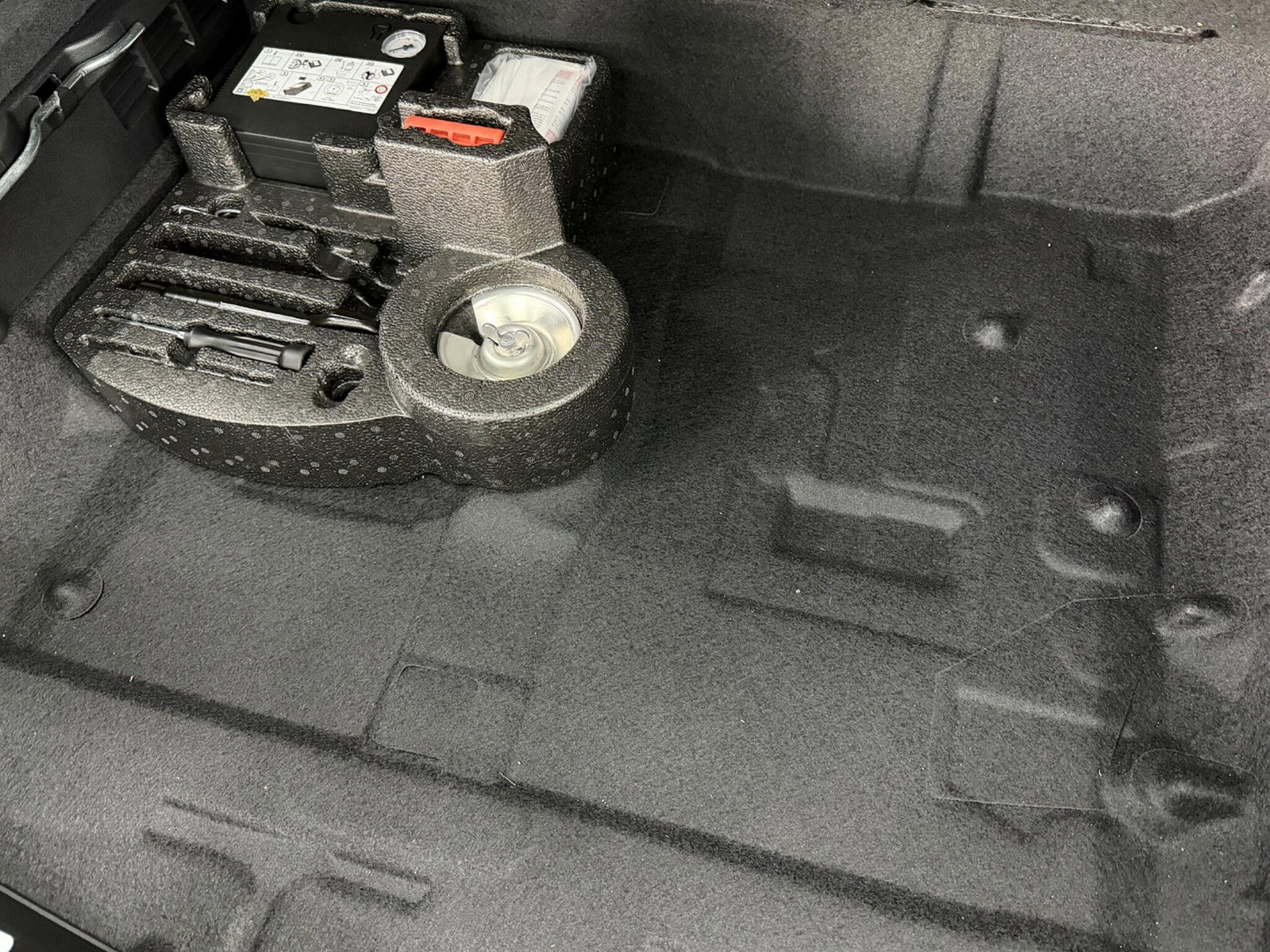 Volkswagen Touareg 3.0 TSI V6 Black Edition Tiptronic 4Motion Euro 6 (s/s) 5dr 5dr Automatic 2021