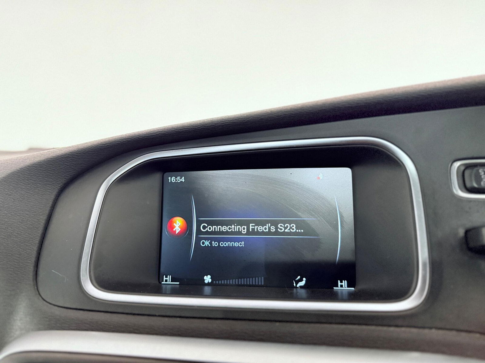 Volvo V40 2.0 D3 R-Design Nav Euro 5 (s/s) 5dr 5dr Manual 2014